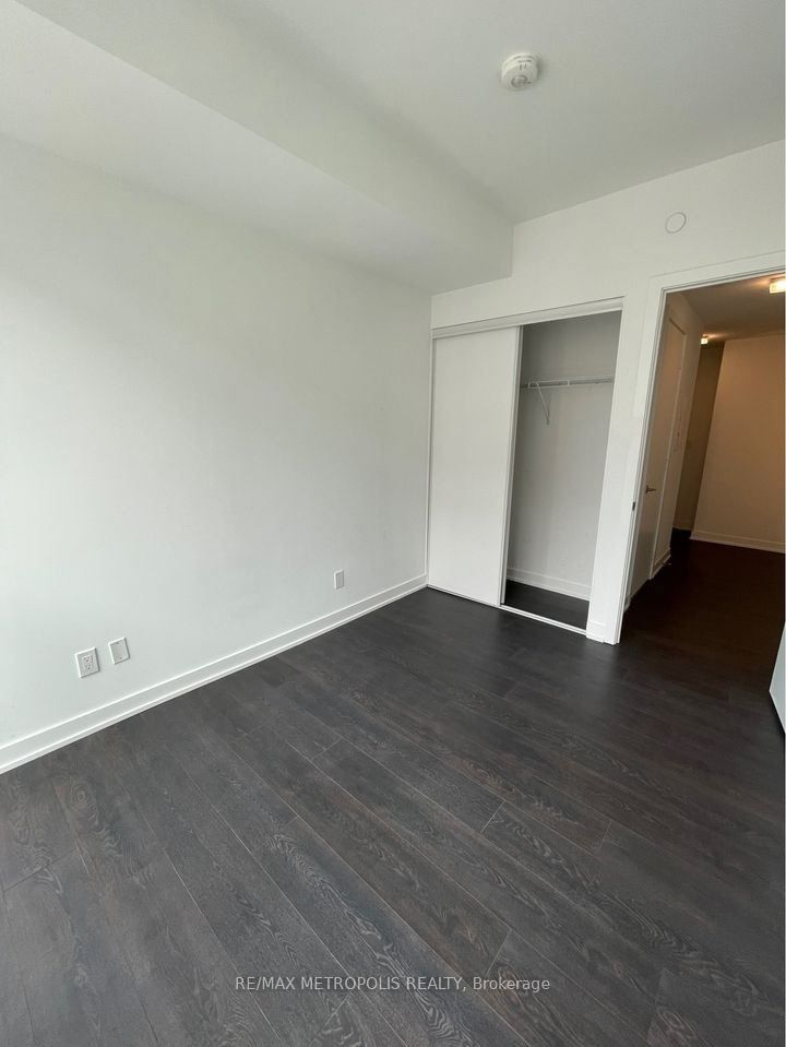 180 Veterans Drive 209 Property Photo 10