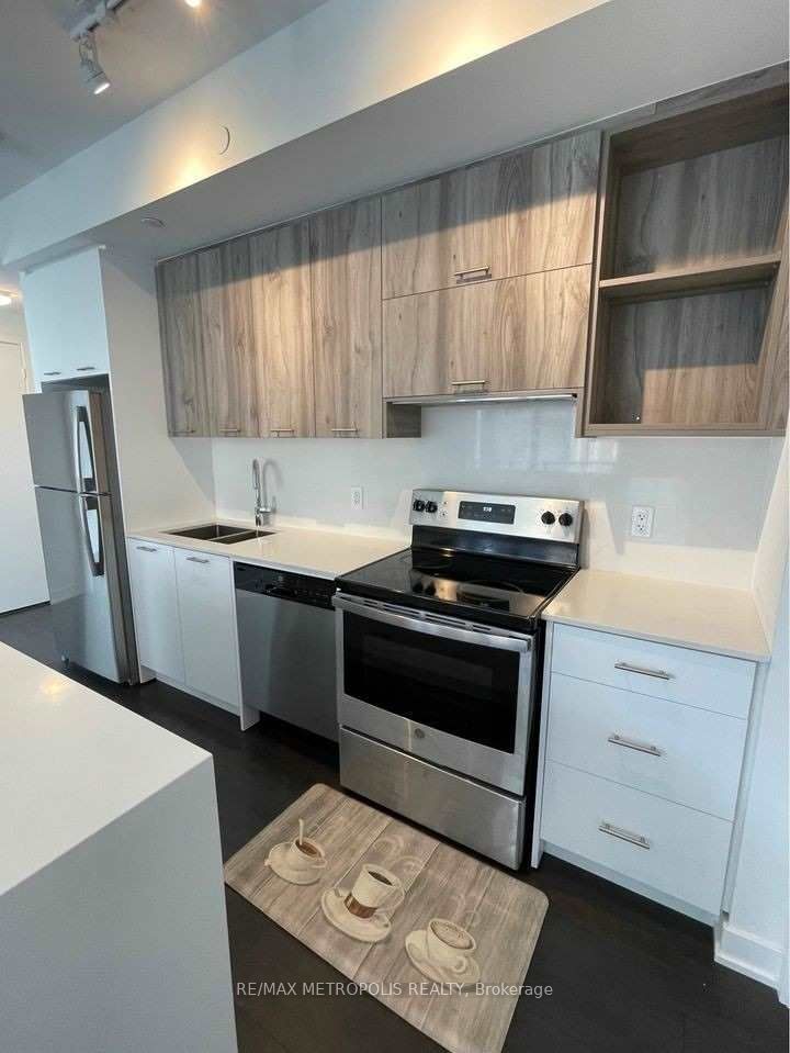 180 Veterans Drive 209 Property Photo 13
