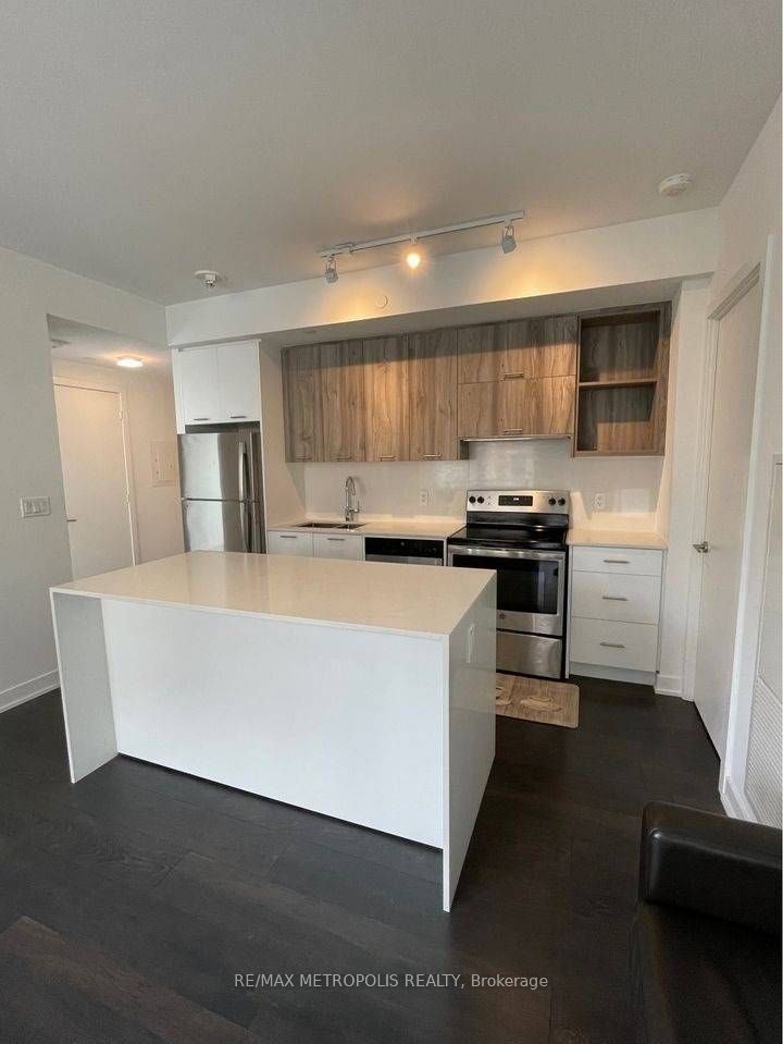 180 Veterans Drive 209 Property Photo 15
