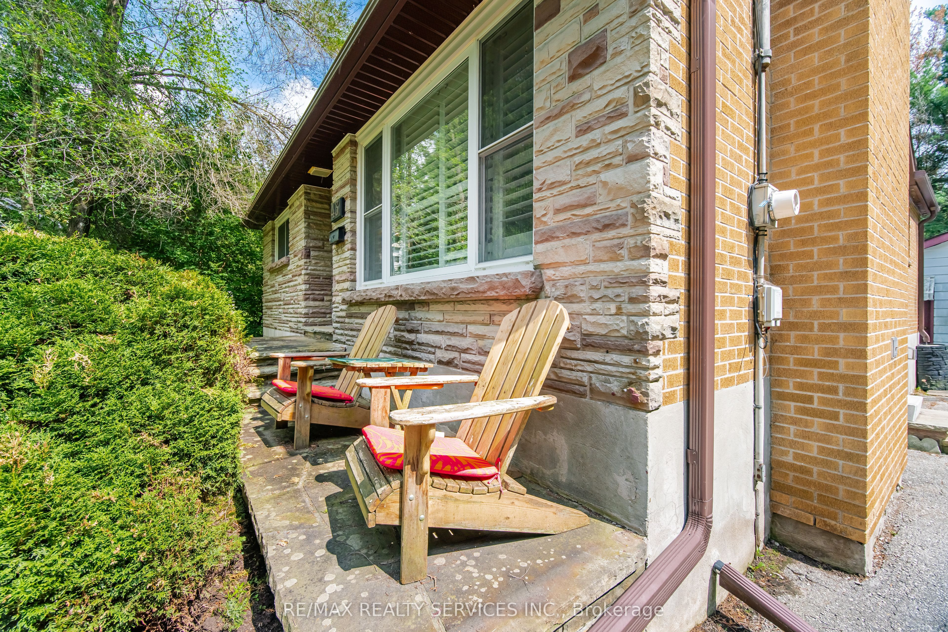 43 Maple Avenue Property Photo 6