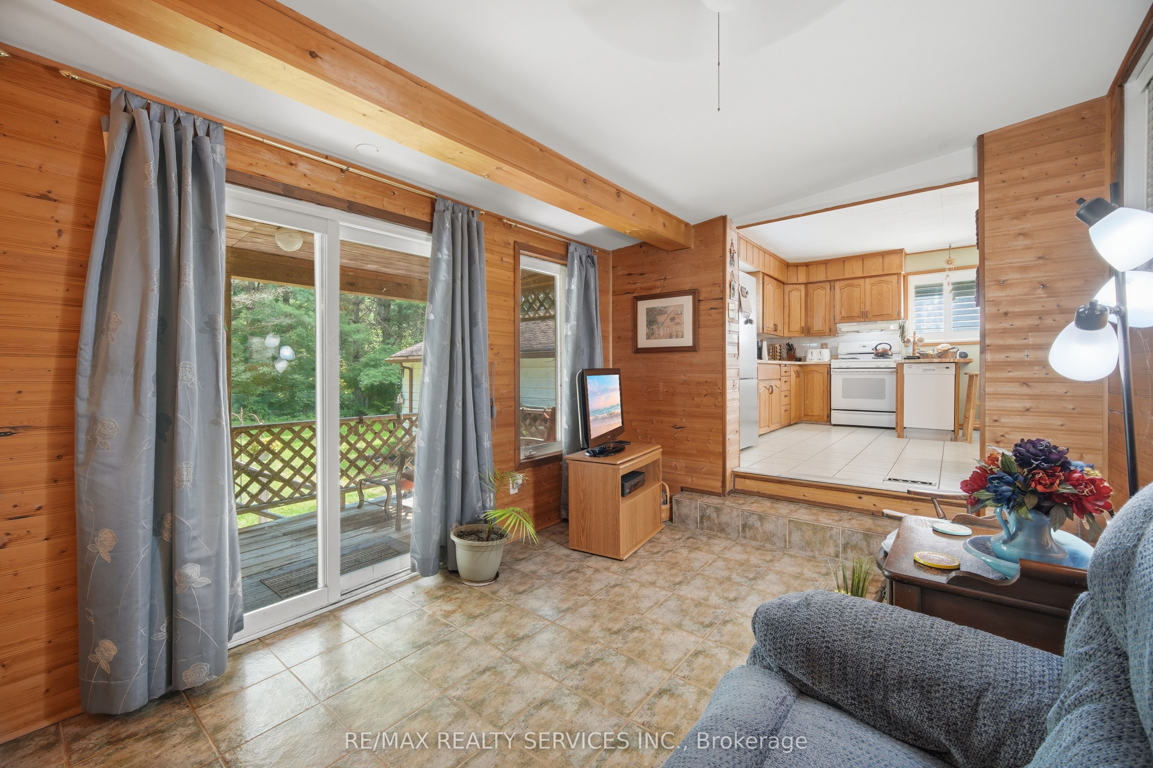 43 Maple Avenue Property Photo 23