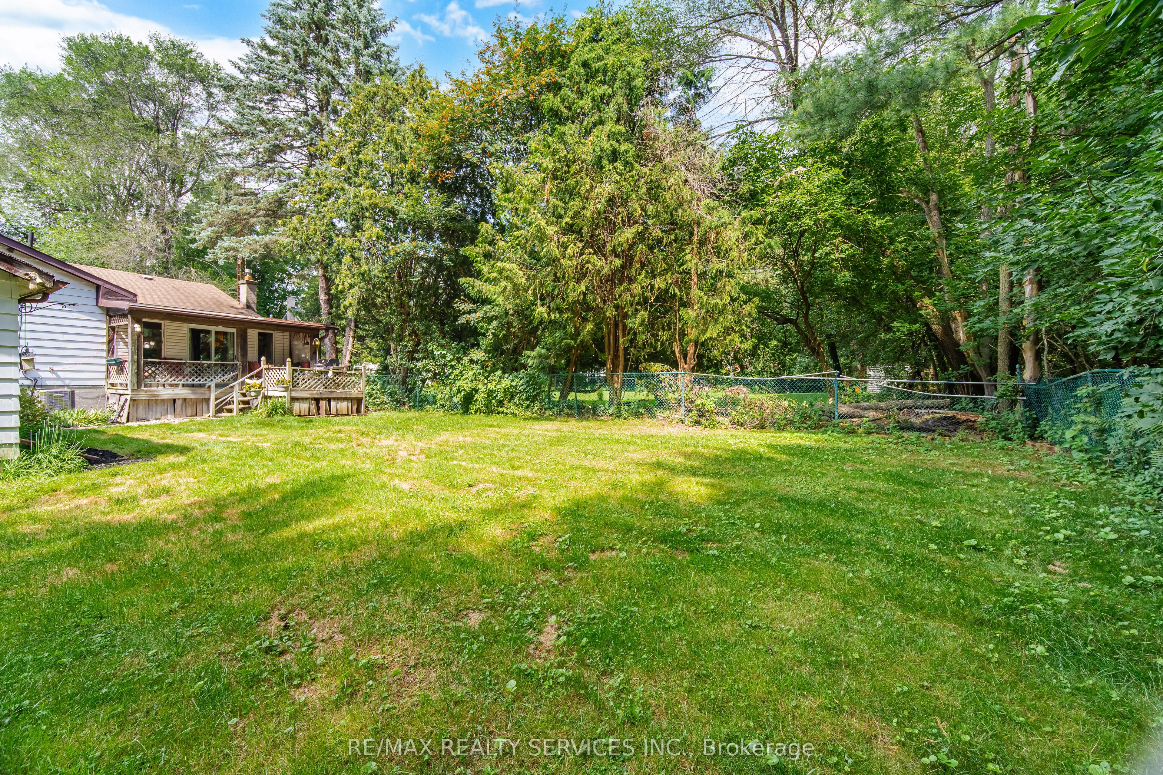 43 Maple Avenue Property Photo 42