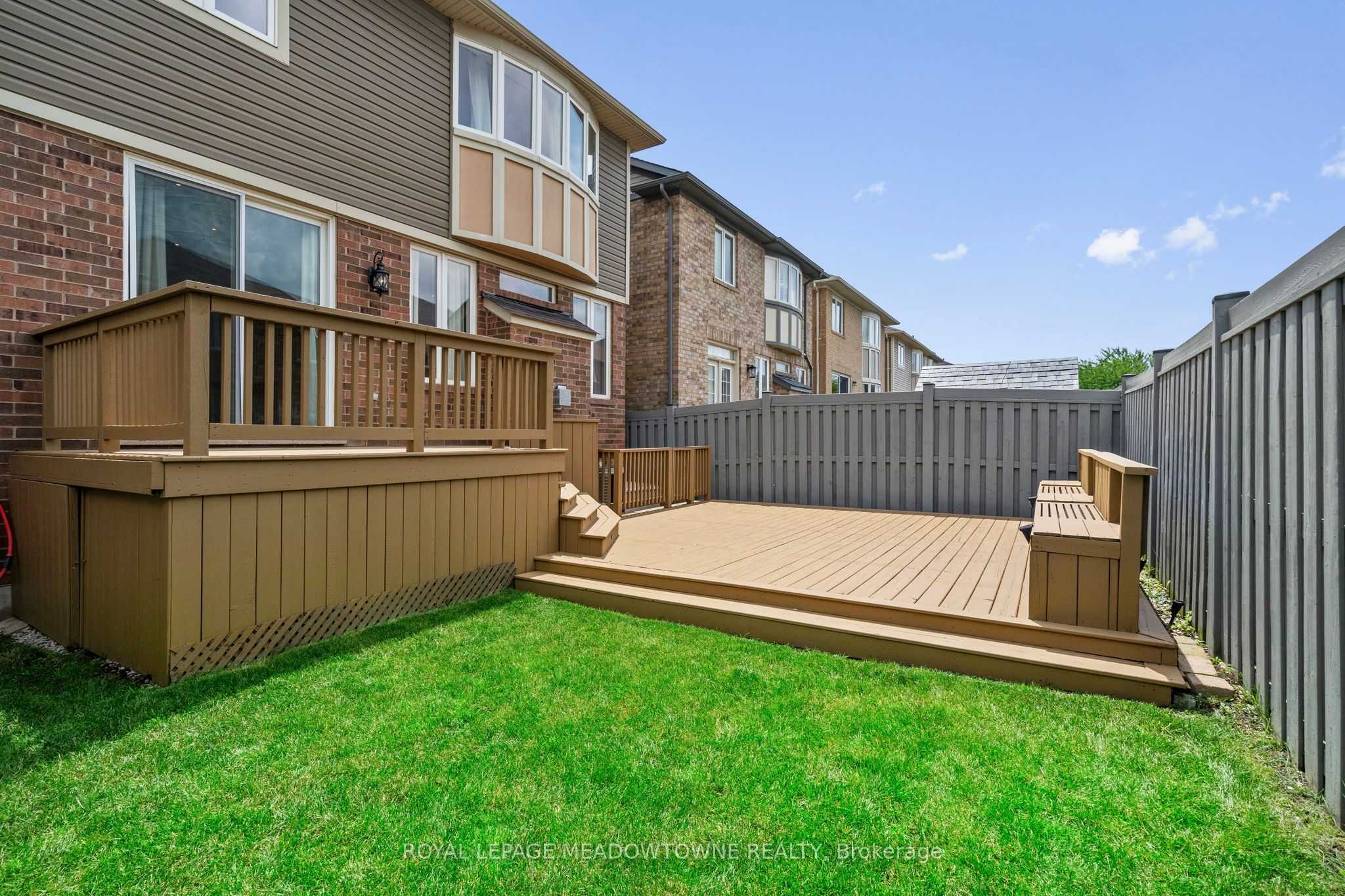 589 Bartleman Terrace Property Photo 38