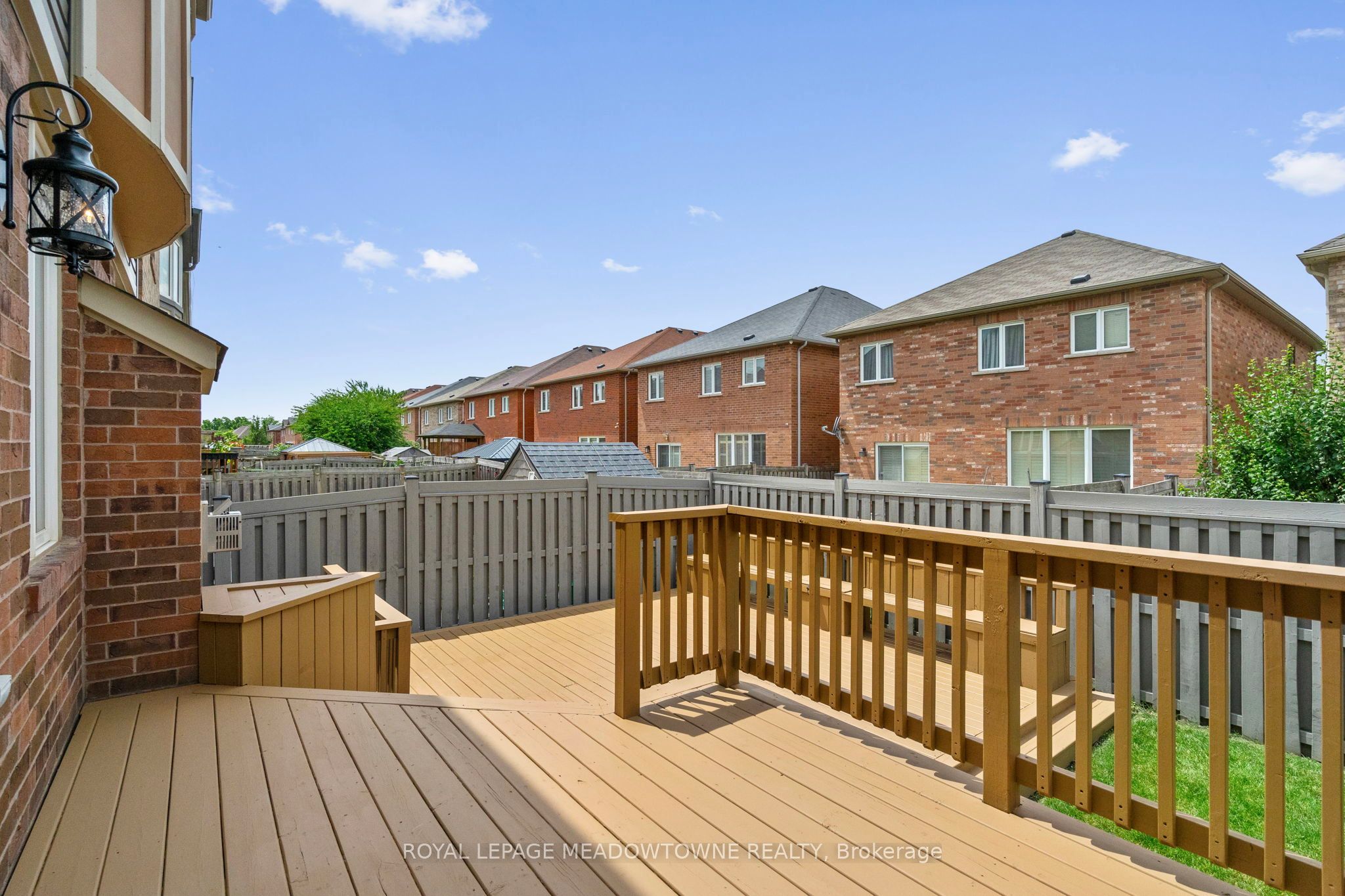 589 Bartleman Terrace Property Photo 43