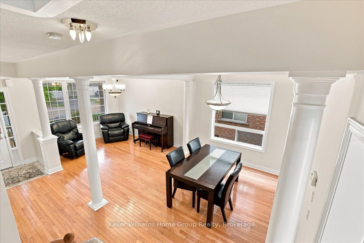 12 Thorndale Road Property Photo 7