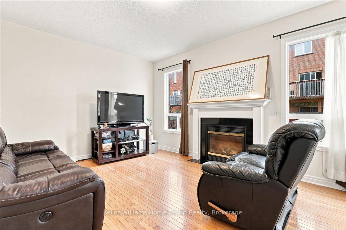 12 Thorndale Road Property Photo 8