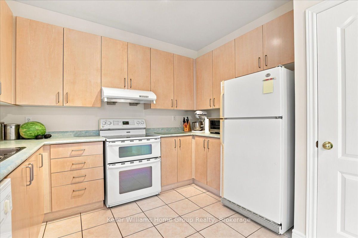 12 Thorndale Road Property Photo 12