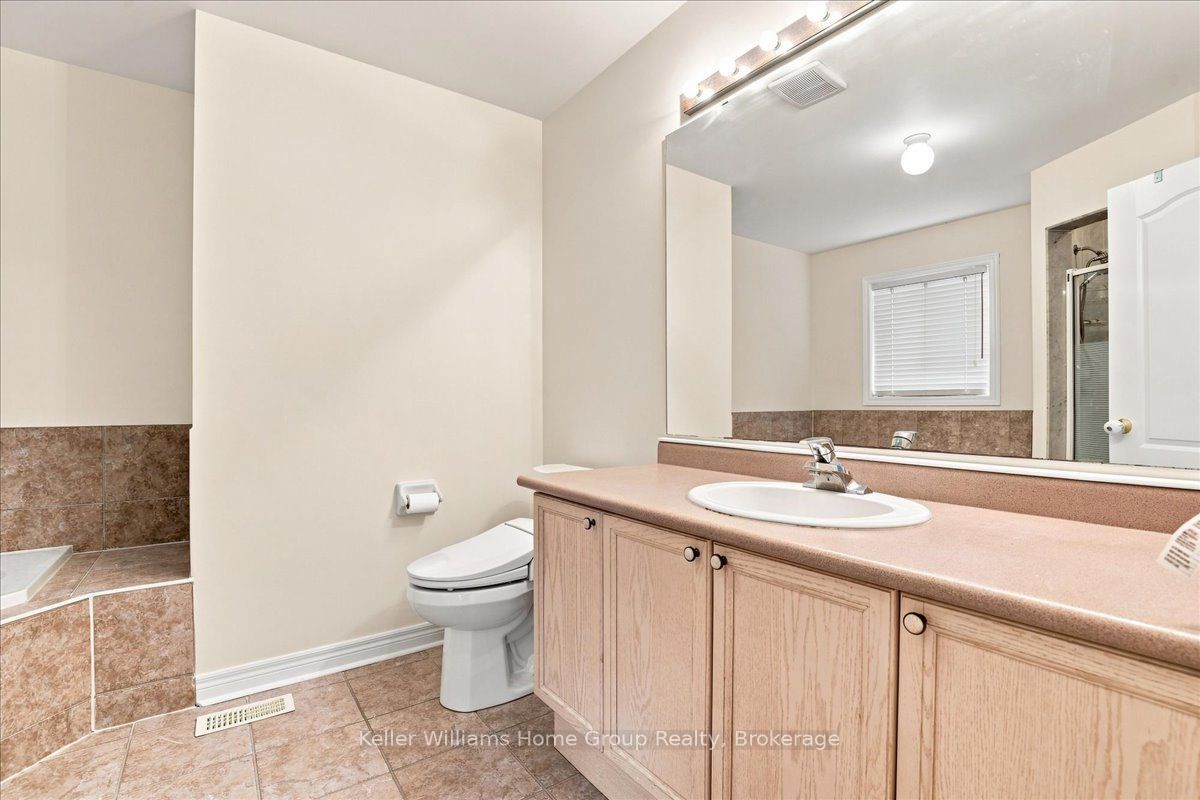 12 Thorndale Road Property Photo 23