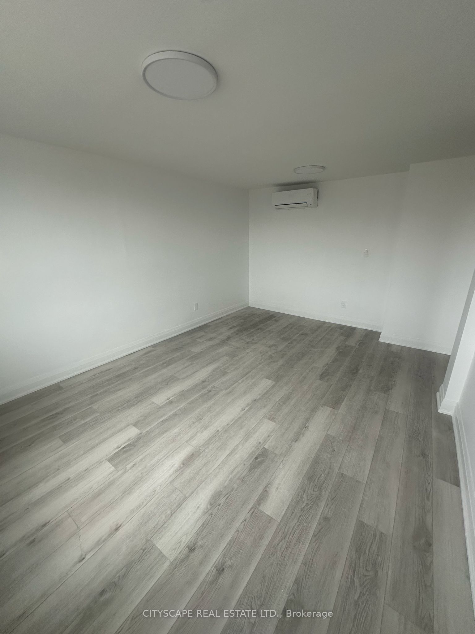 1710 St Clair Avenue W Unit 1 Property Photo 9