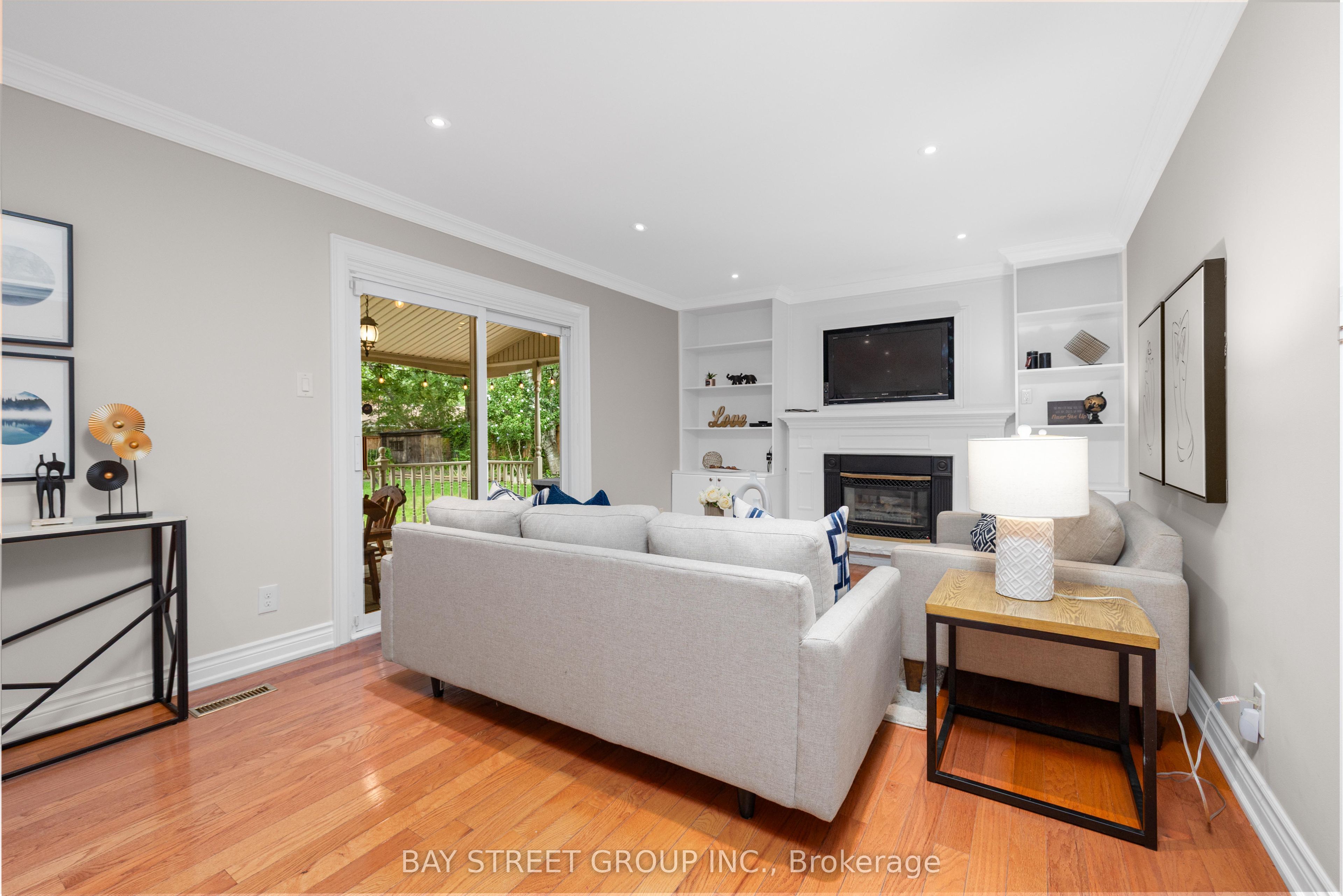 244 Colchester Drive Property Photo 16