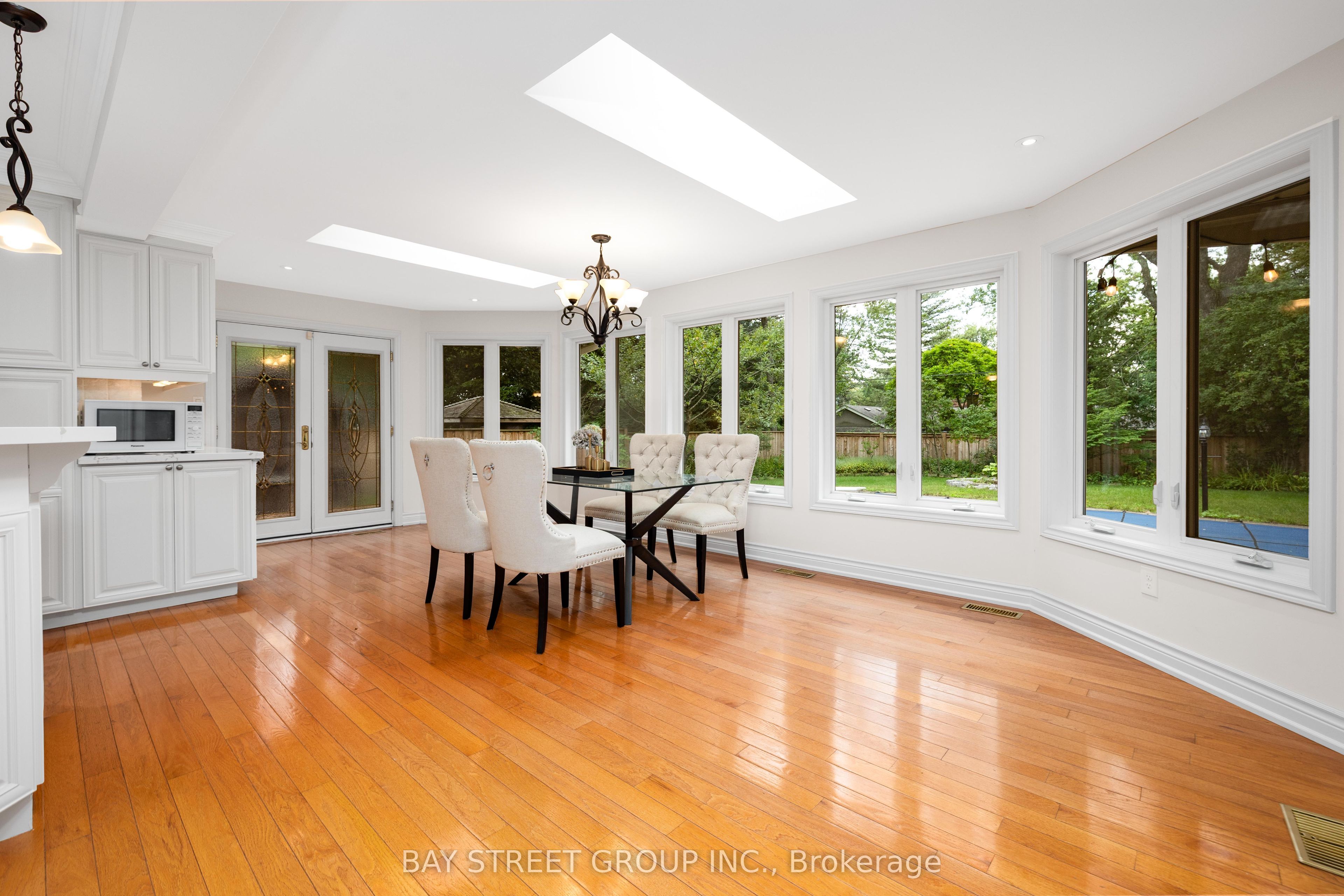 244 Colchester Drive Property Photo 17