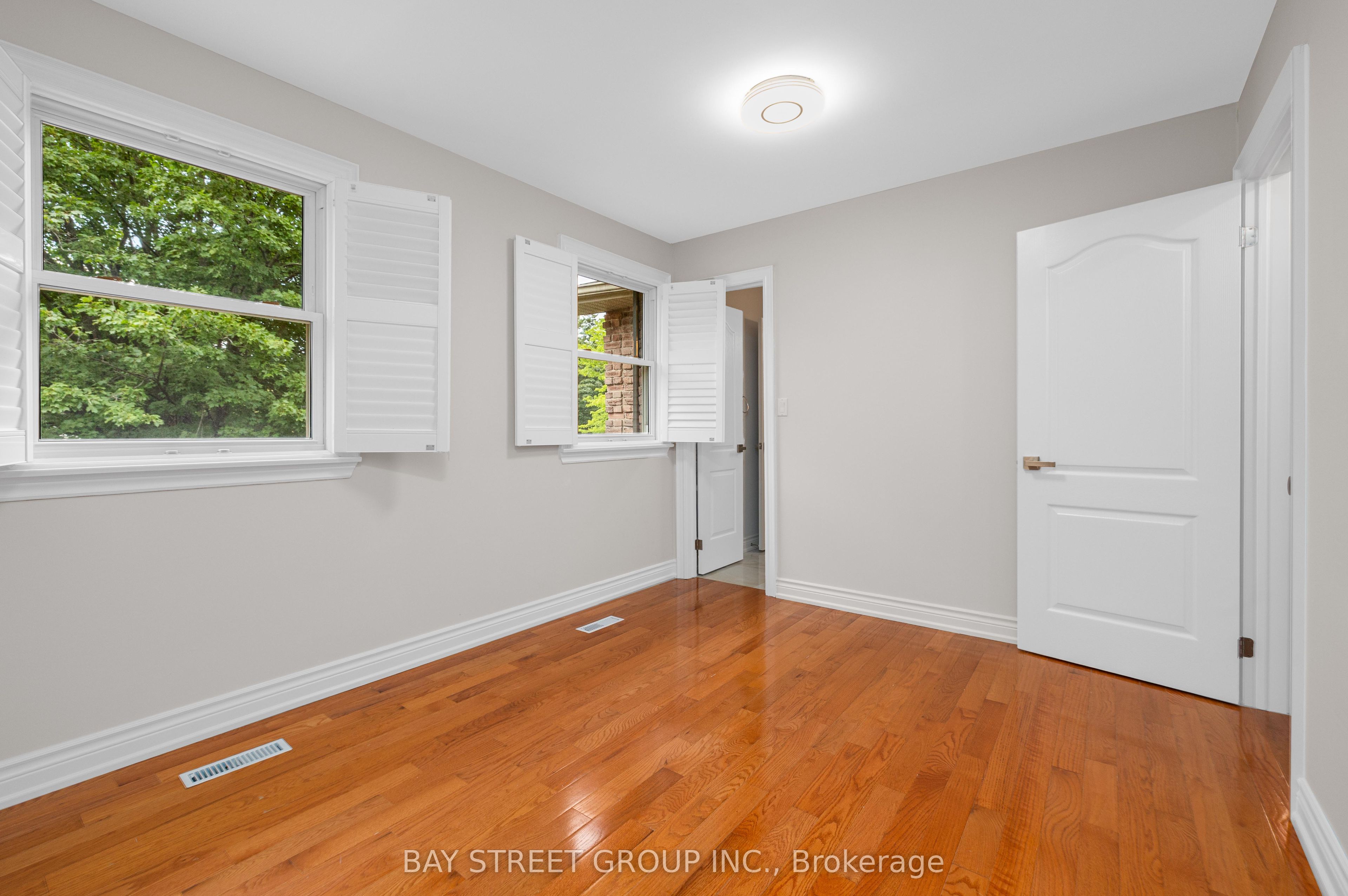244 Colchester Drive Property Photo 30