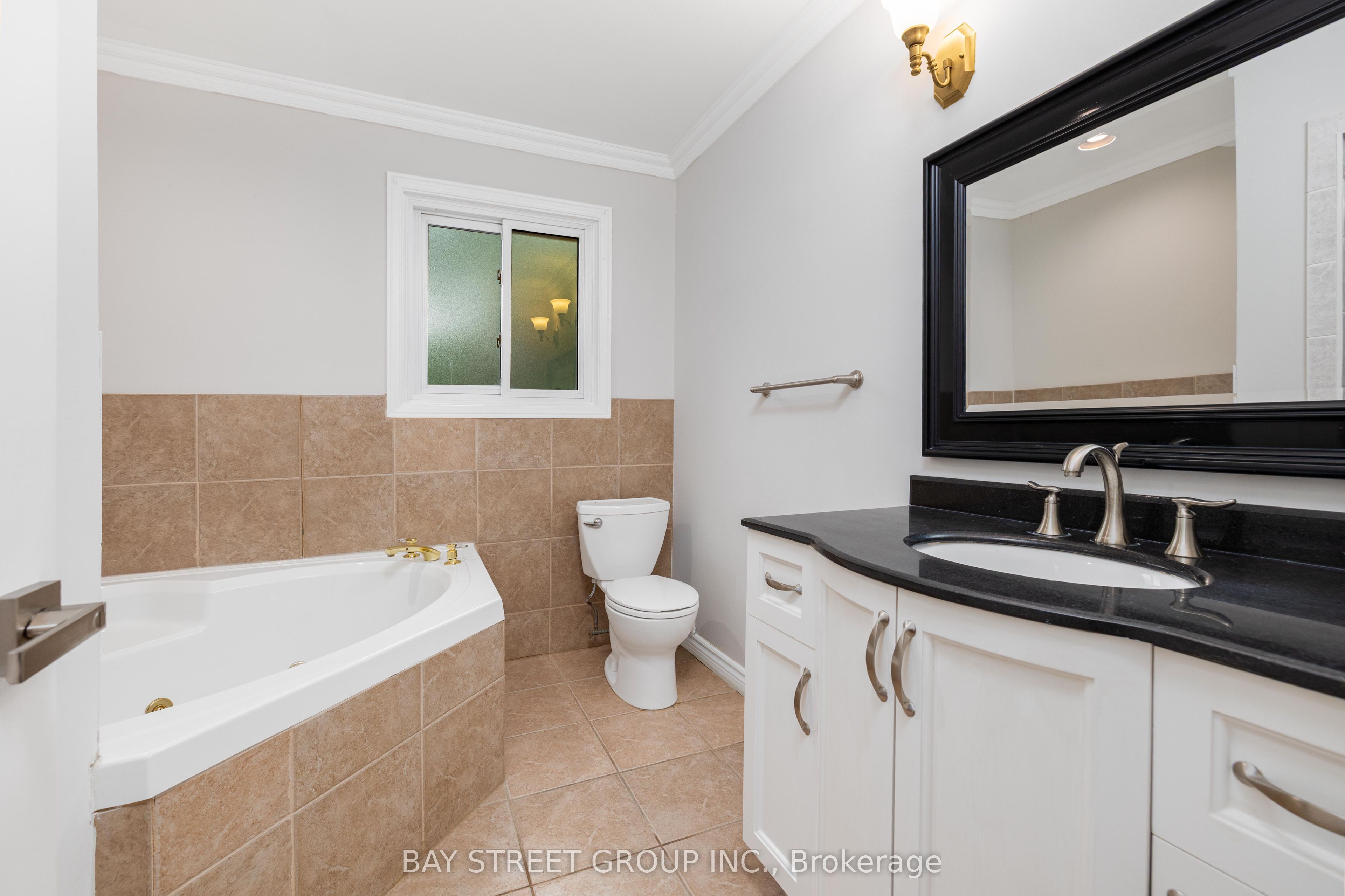 244 Colchester Drive Property Photo 34