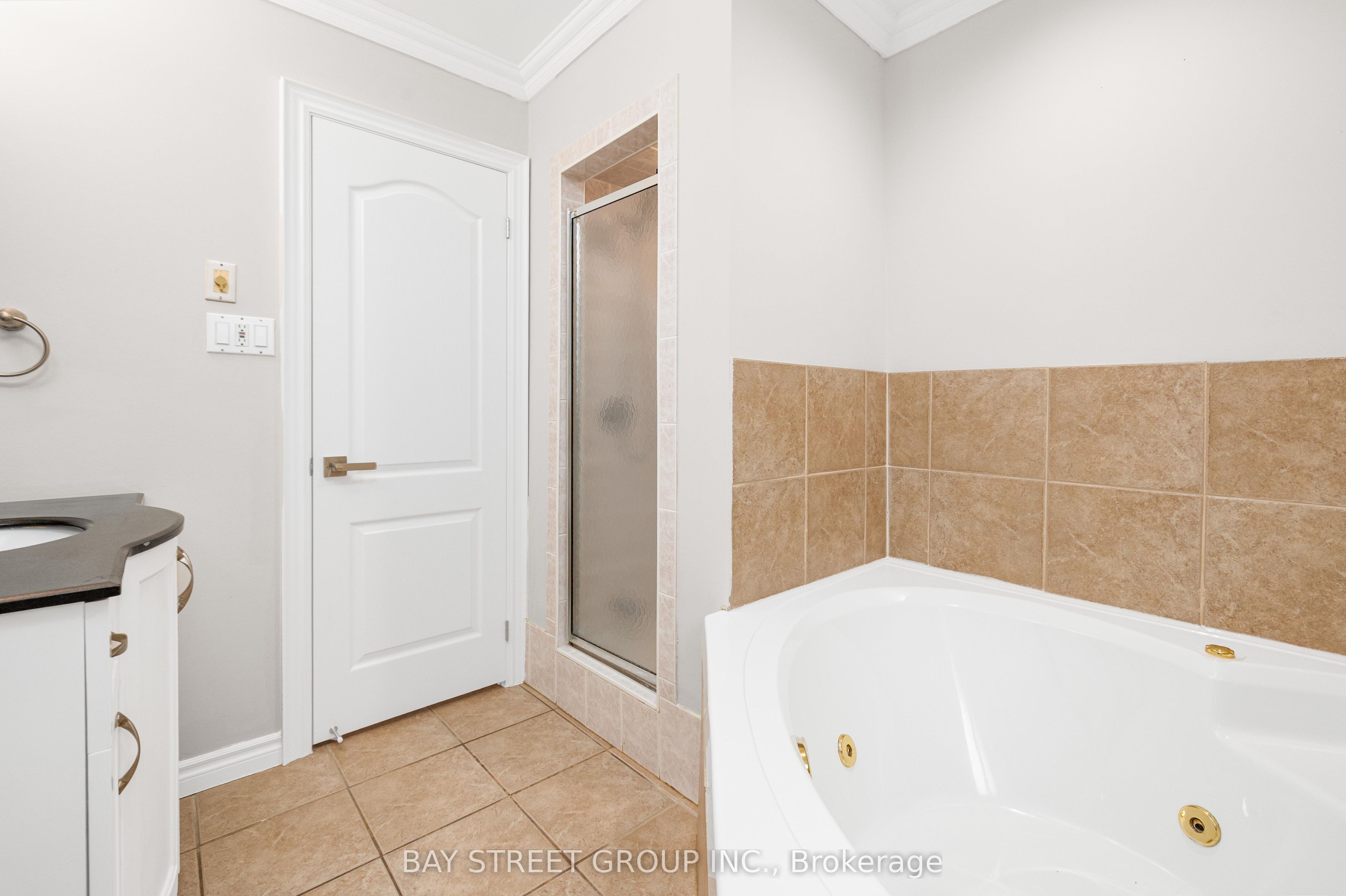 244 Colchester Drive Property Photo 35