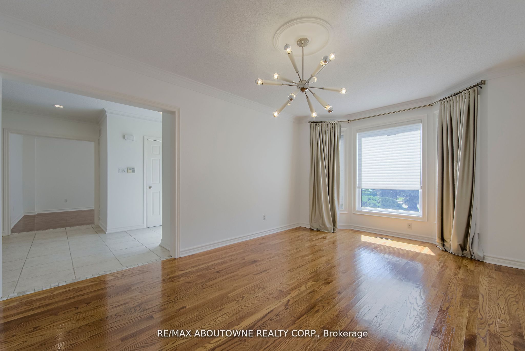 1487 The Links Drive Property Photo 4
