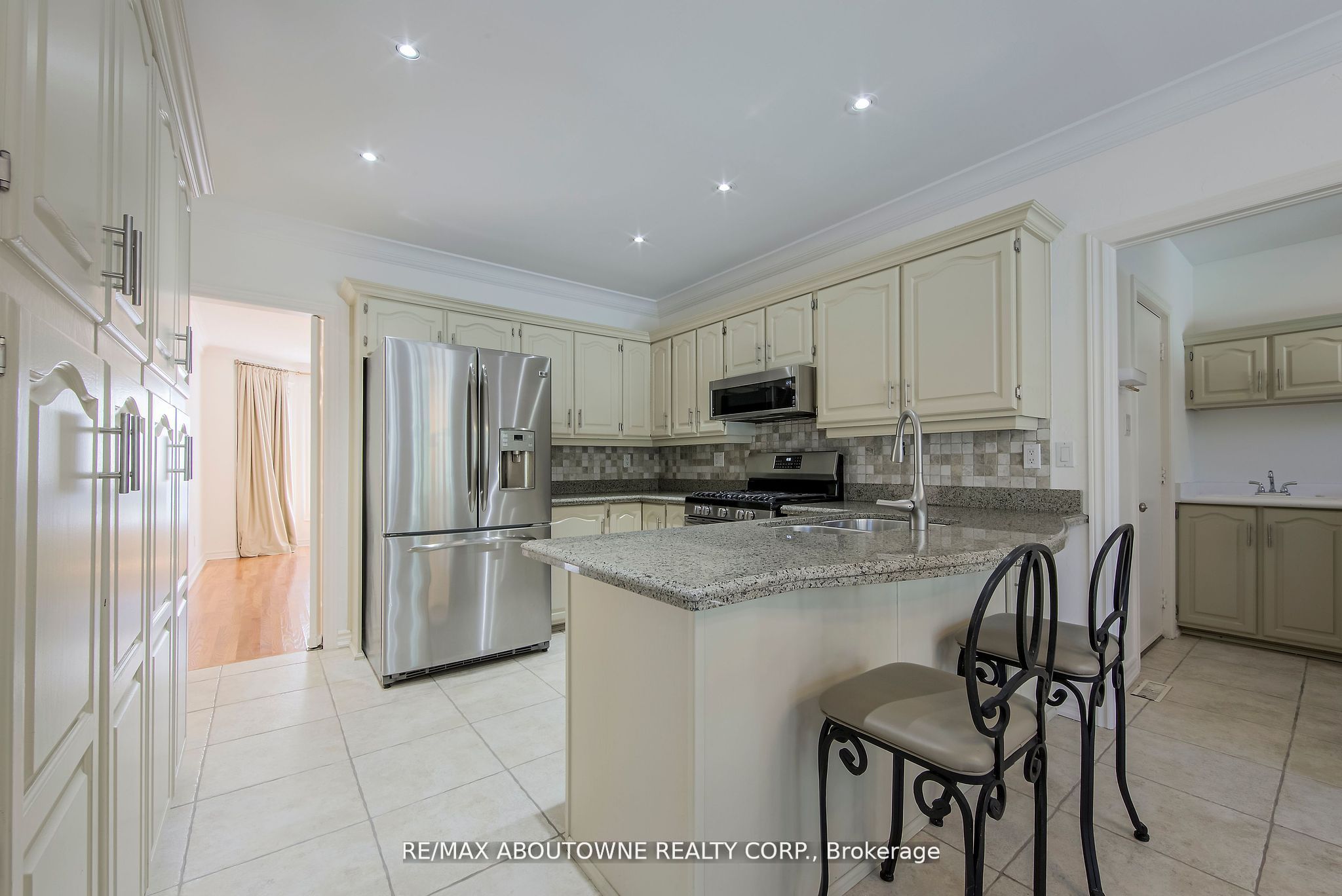 1487 The Links Drive Property Photo 15