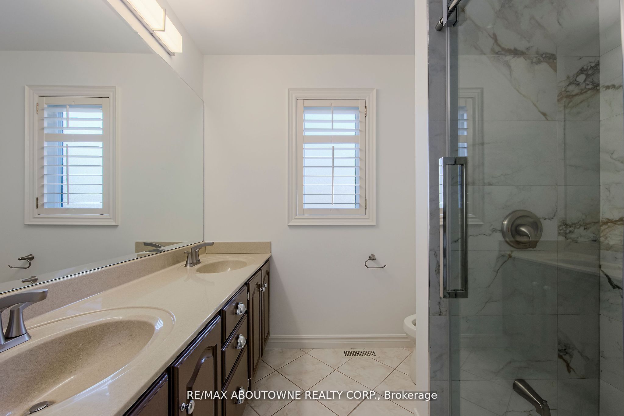 1487 The Links Drive Property Photo 18