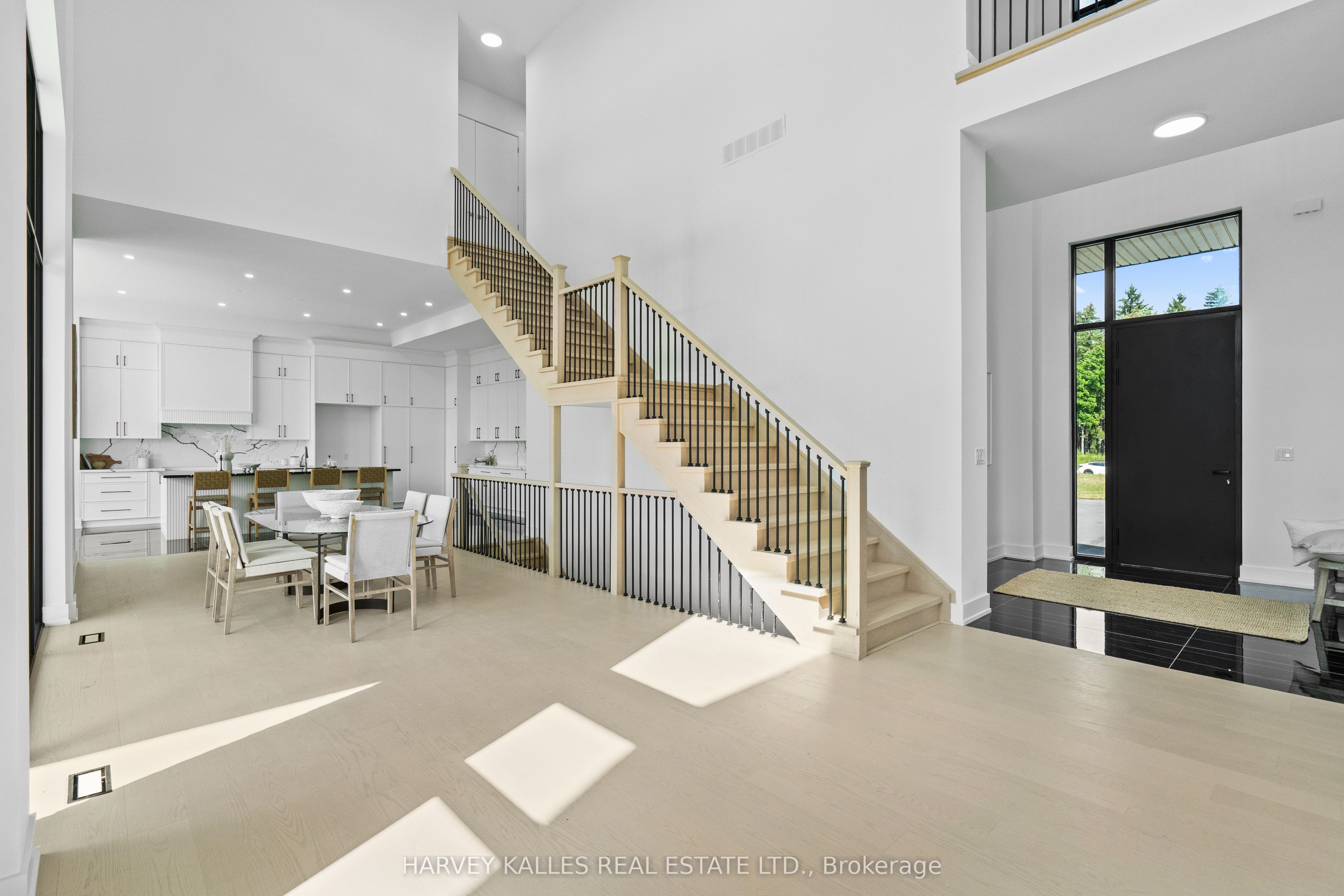 2 Sugarbush Court Property Photo 13
