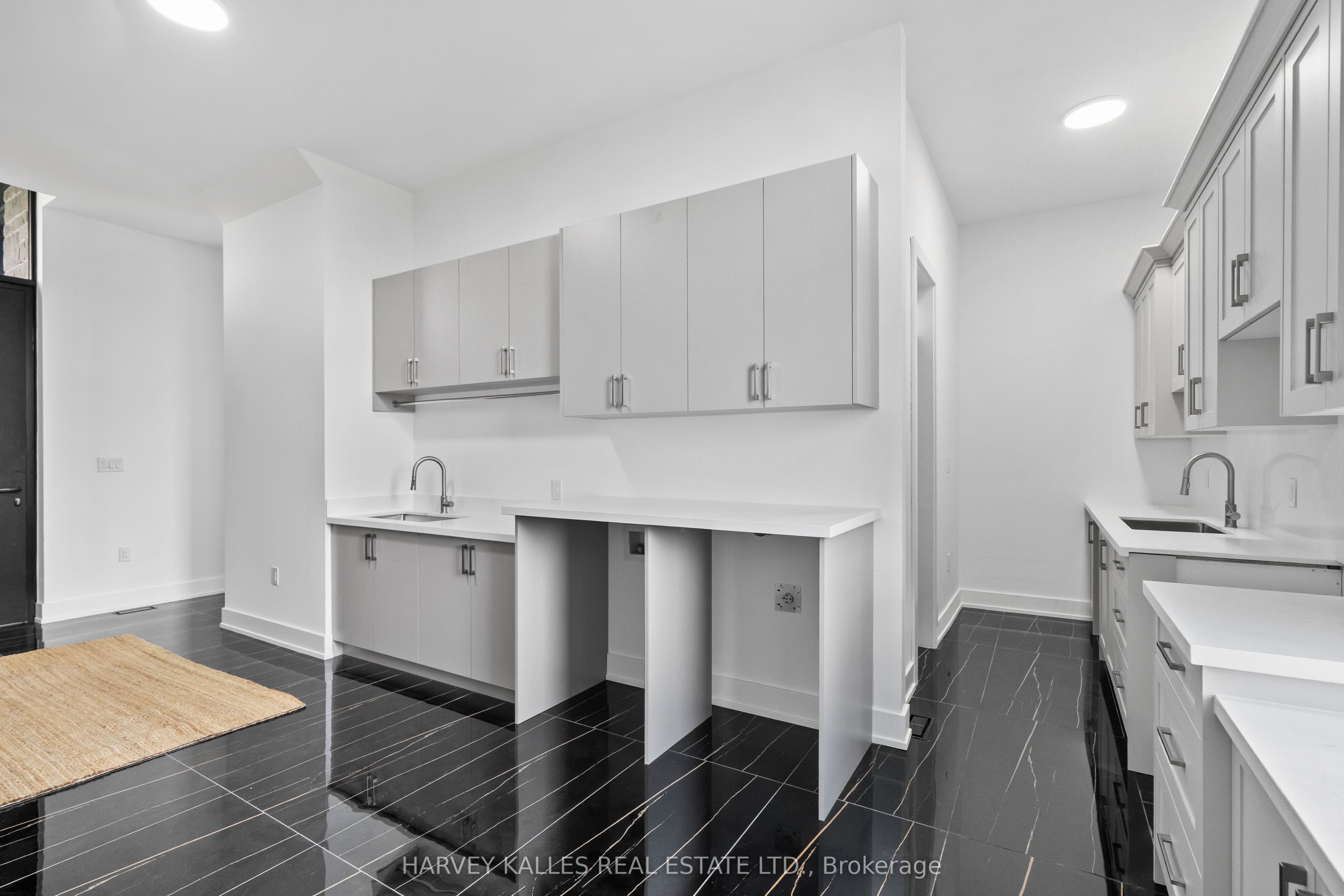2 Sugarbush Court Property Photo 24