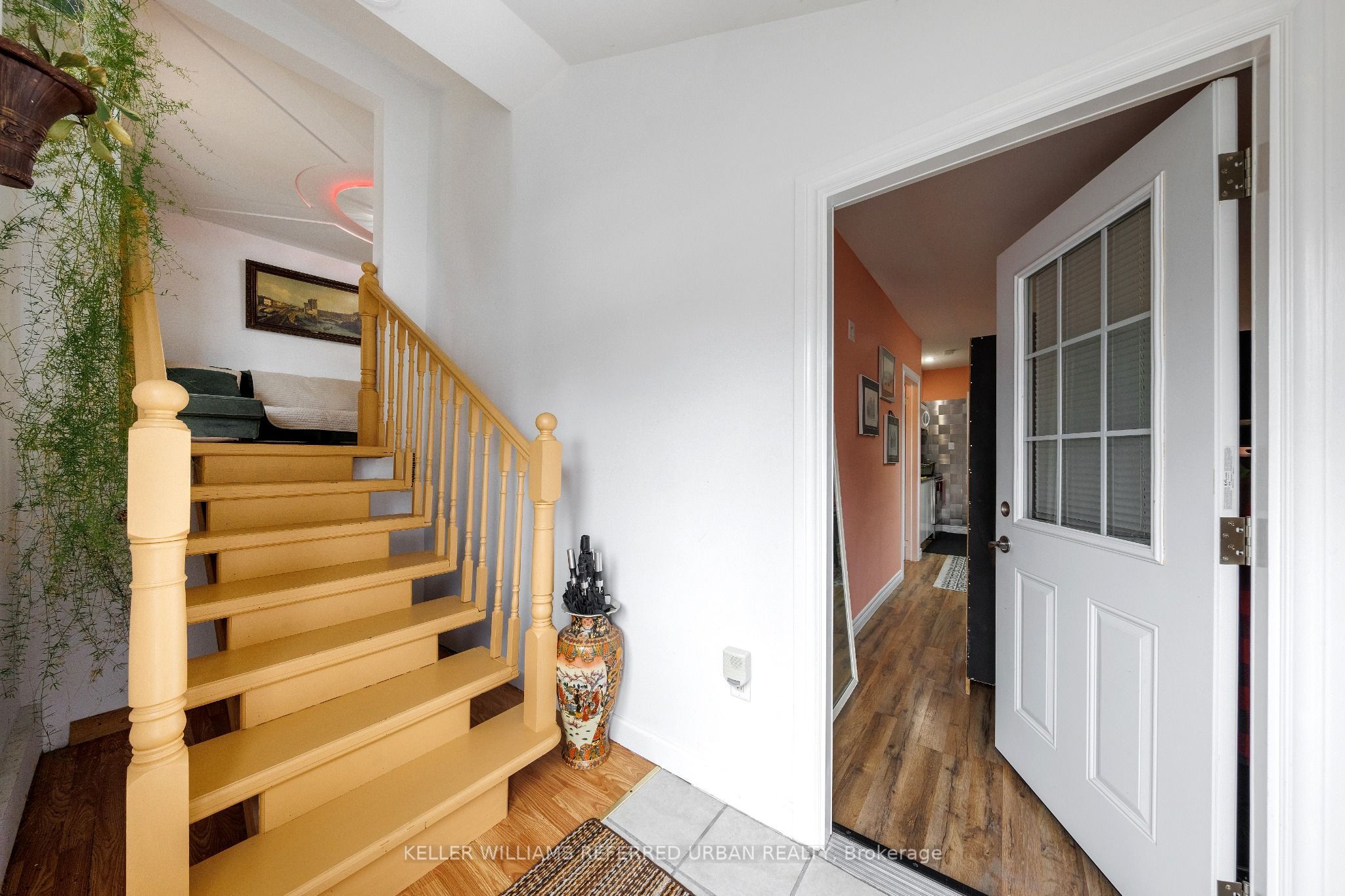 6 Elmhurst Drive Property Photo 3