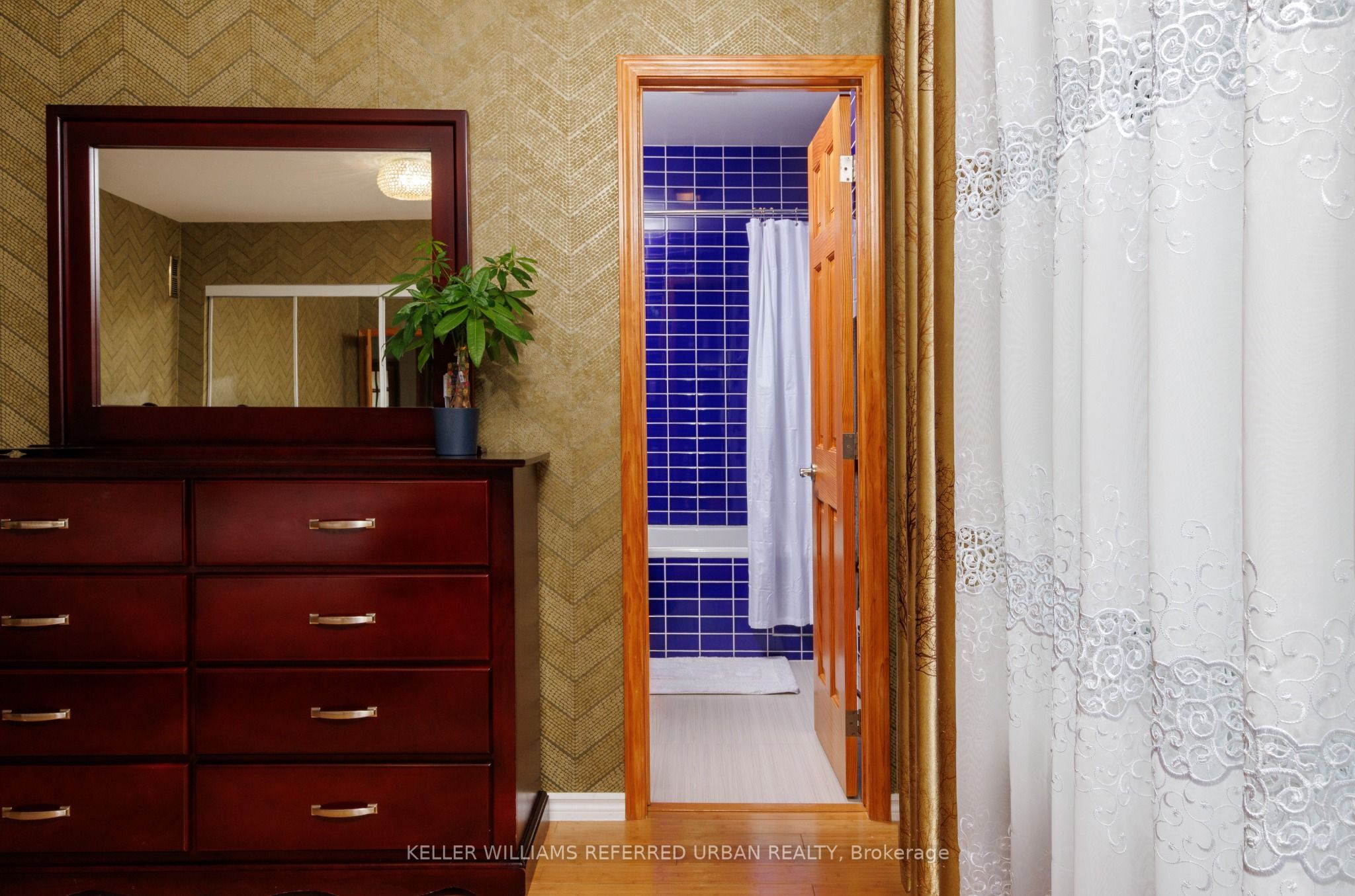 6 Elmhurst Drive Property Photo 10