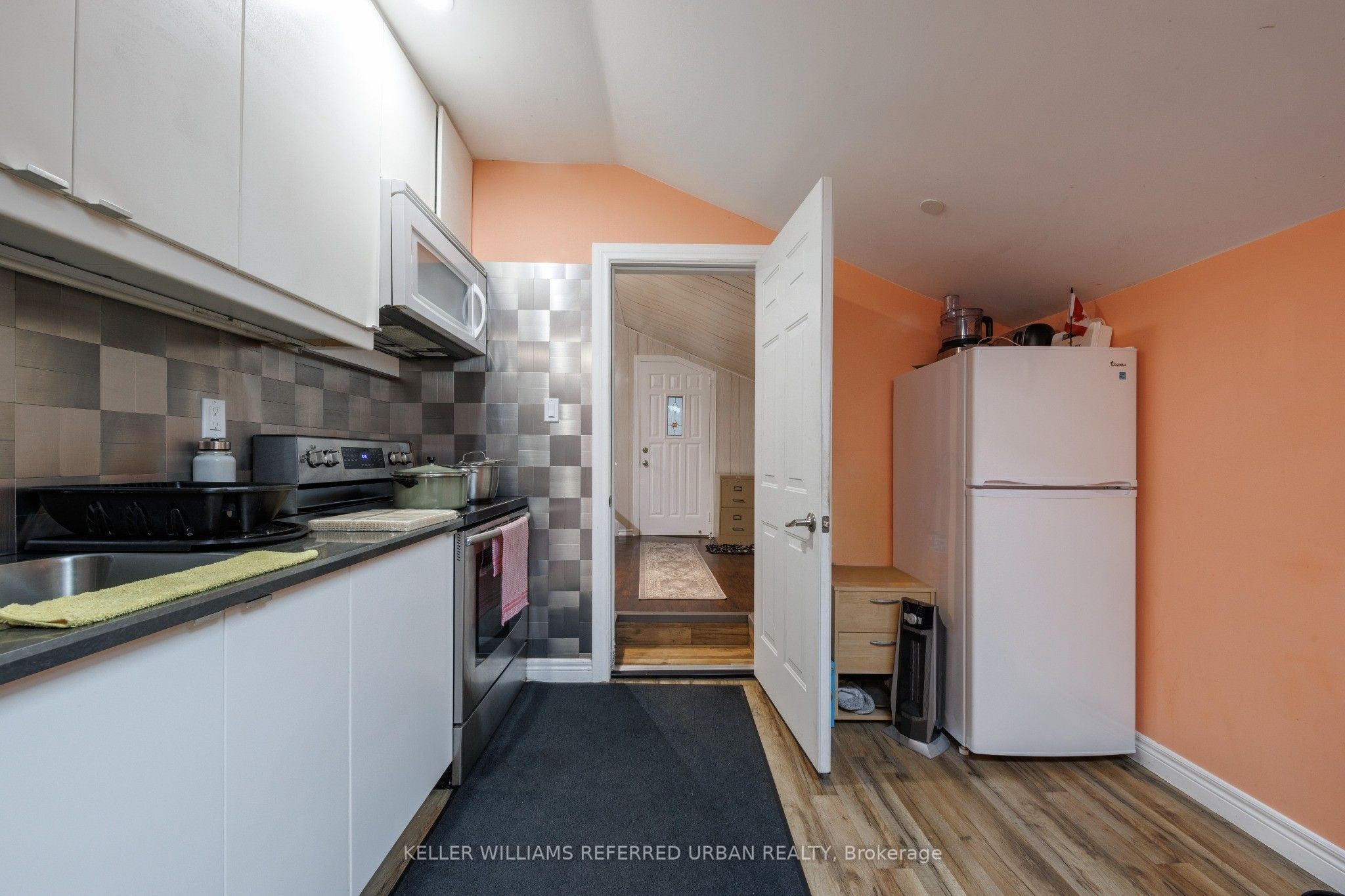 6 Elmhurst Drive Property Photo 38