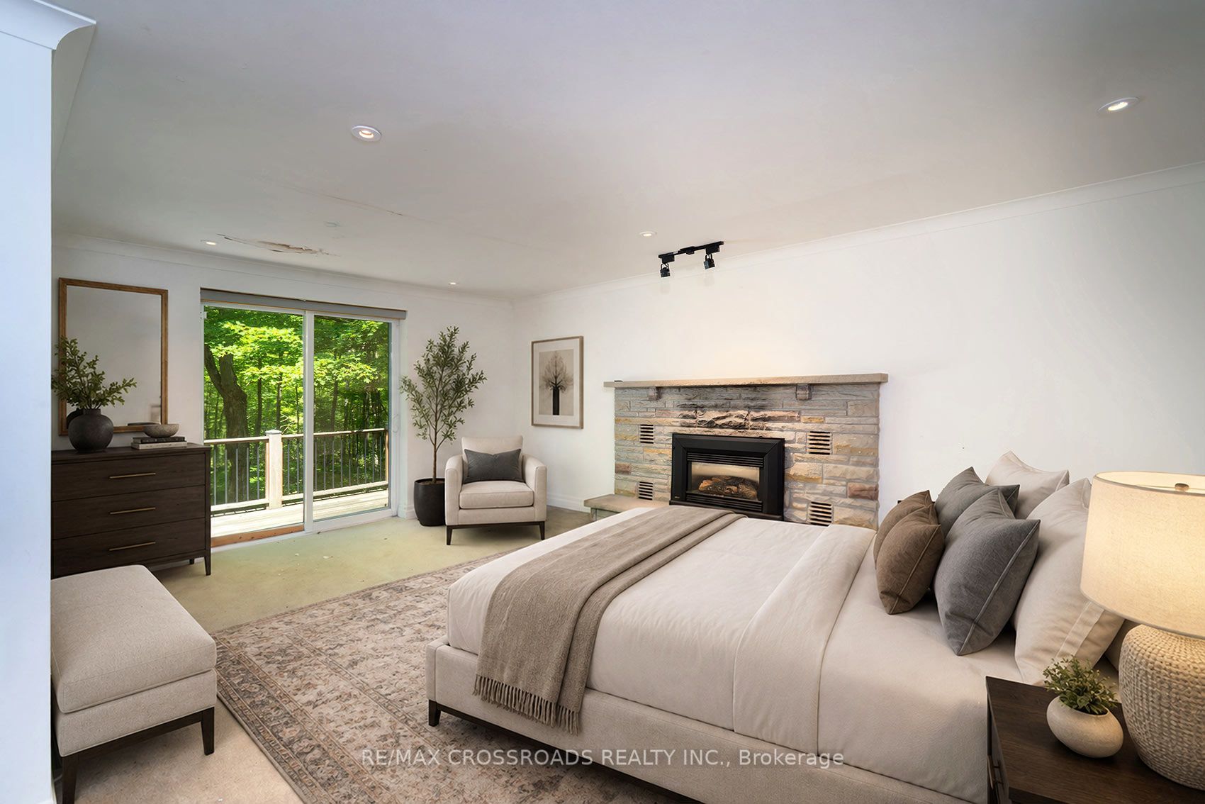 15135 Rockside Road Property Photo 16