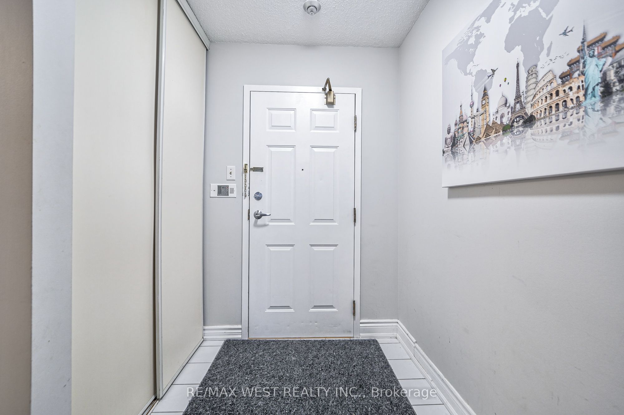 250 Webb Drive 503 Property Photo 12