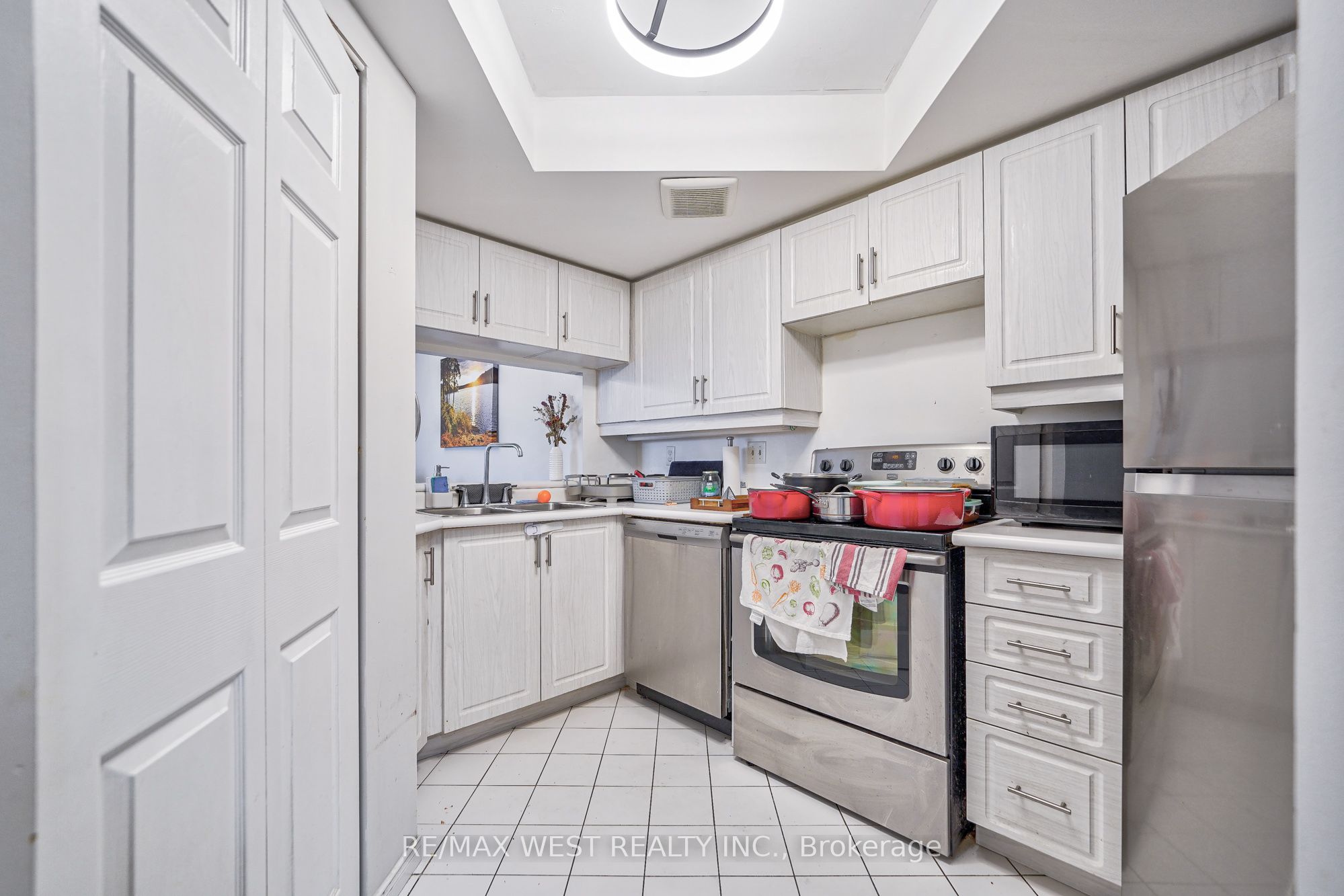 250 Webb Drive 503 Property Photo 21