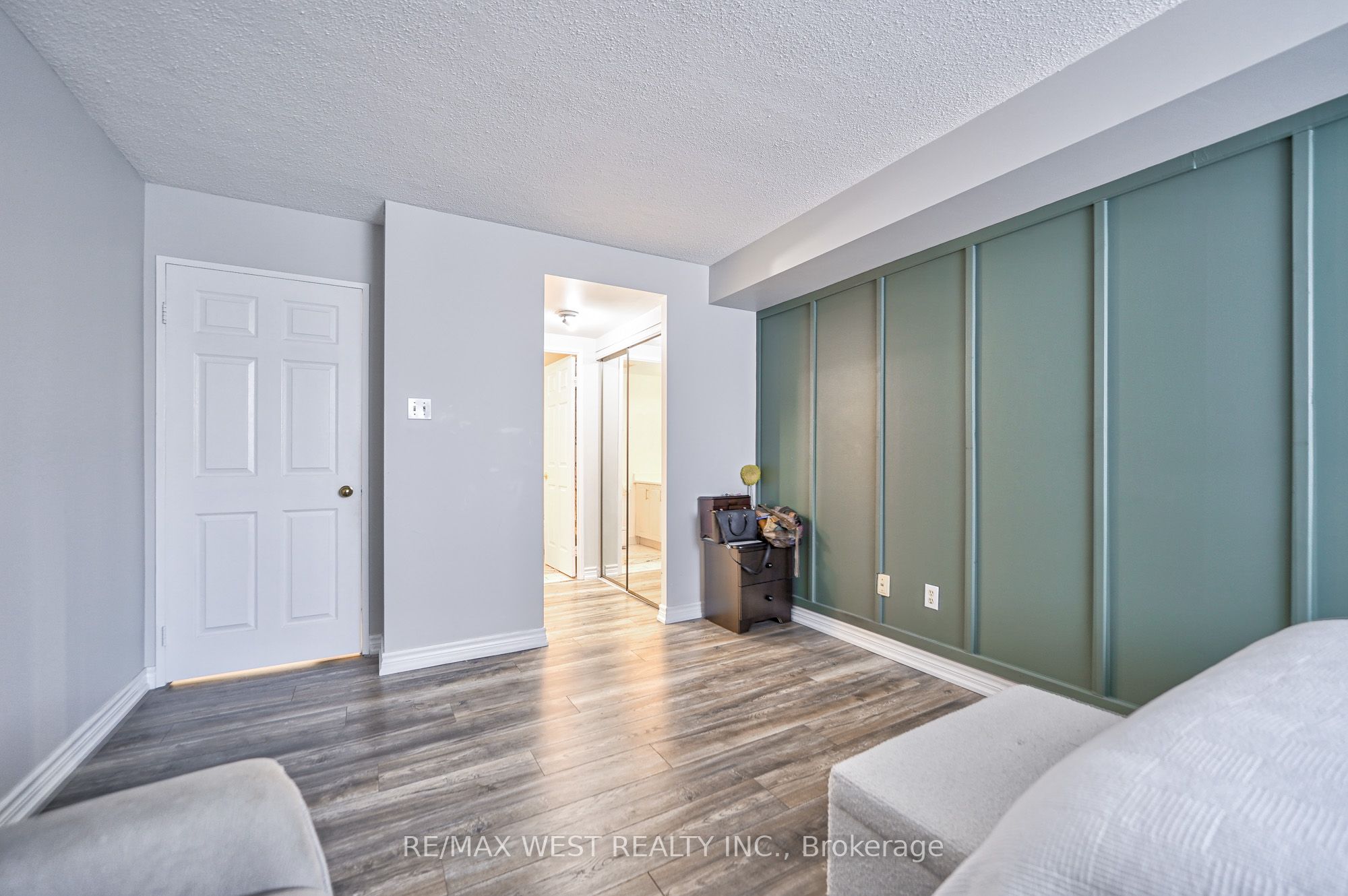 250 Webb Drive 503 Property Photo 26