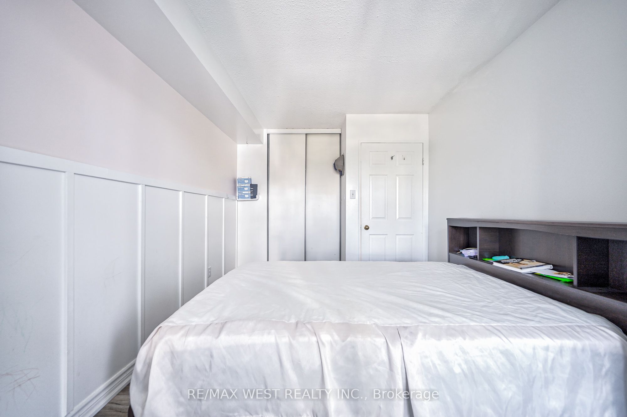 250 Webb Drive 503 Property Photo 32