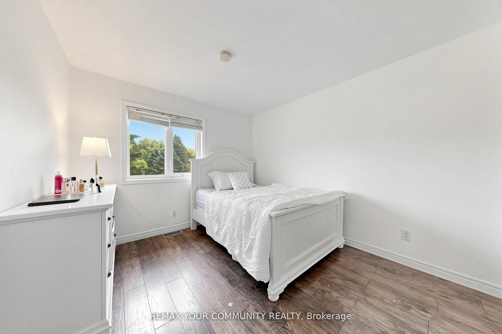 32 Brawton Drive N Property Photo 24