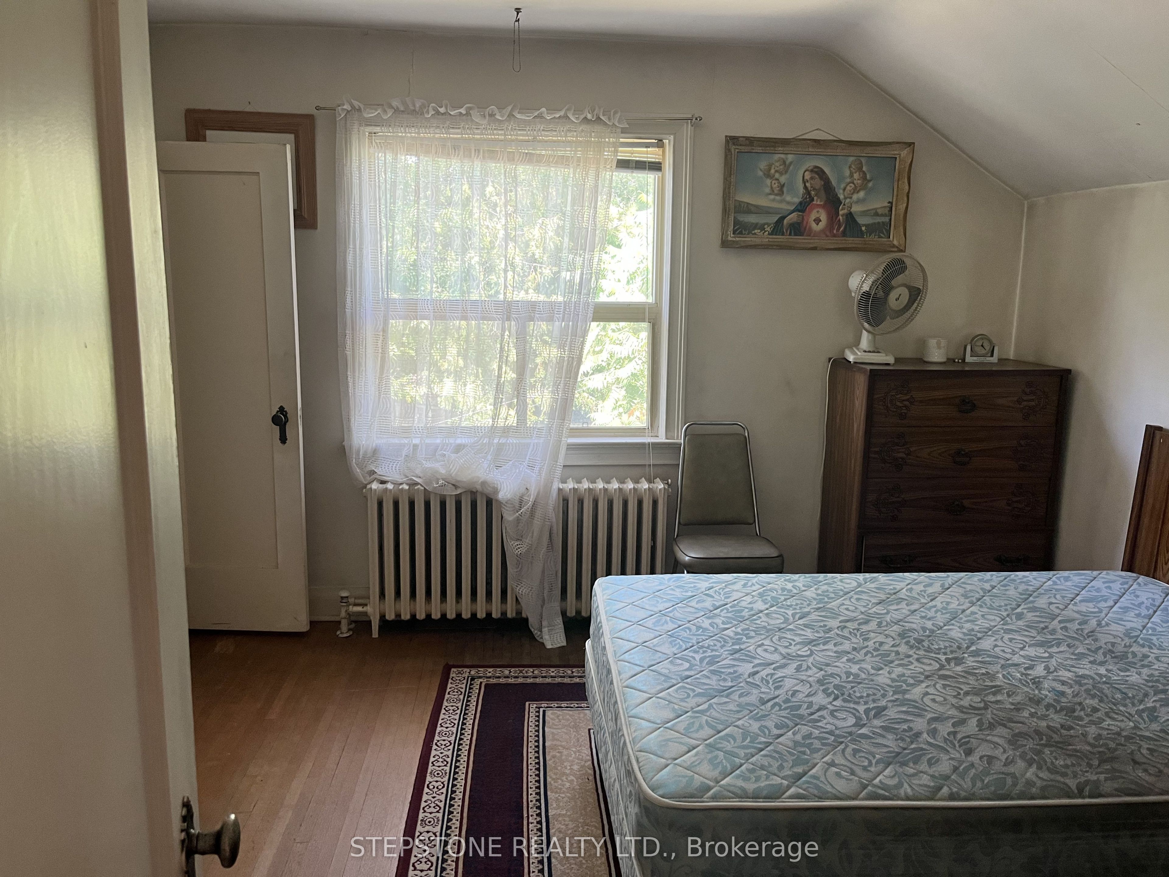 40 Glenvalley Drive S Property Photo 11