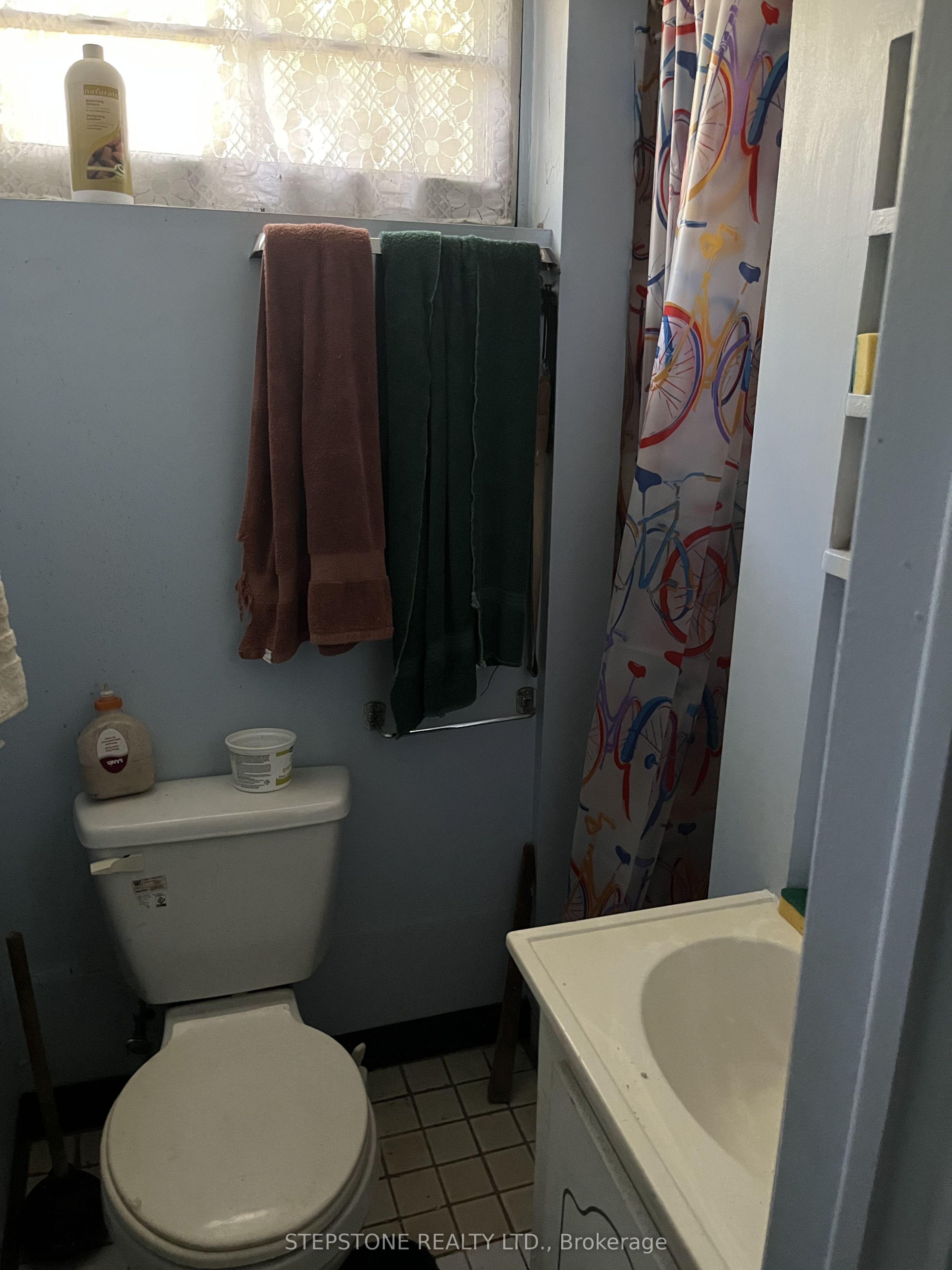 40 Glenvalley Drive S Property Photo 13
