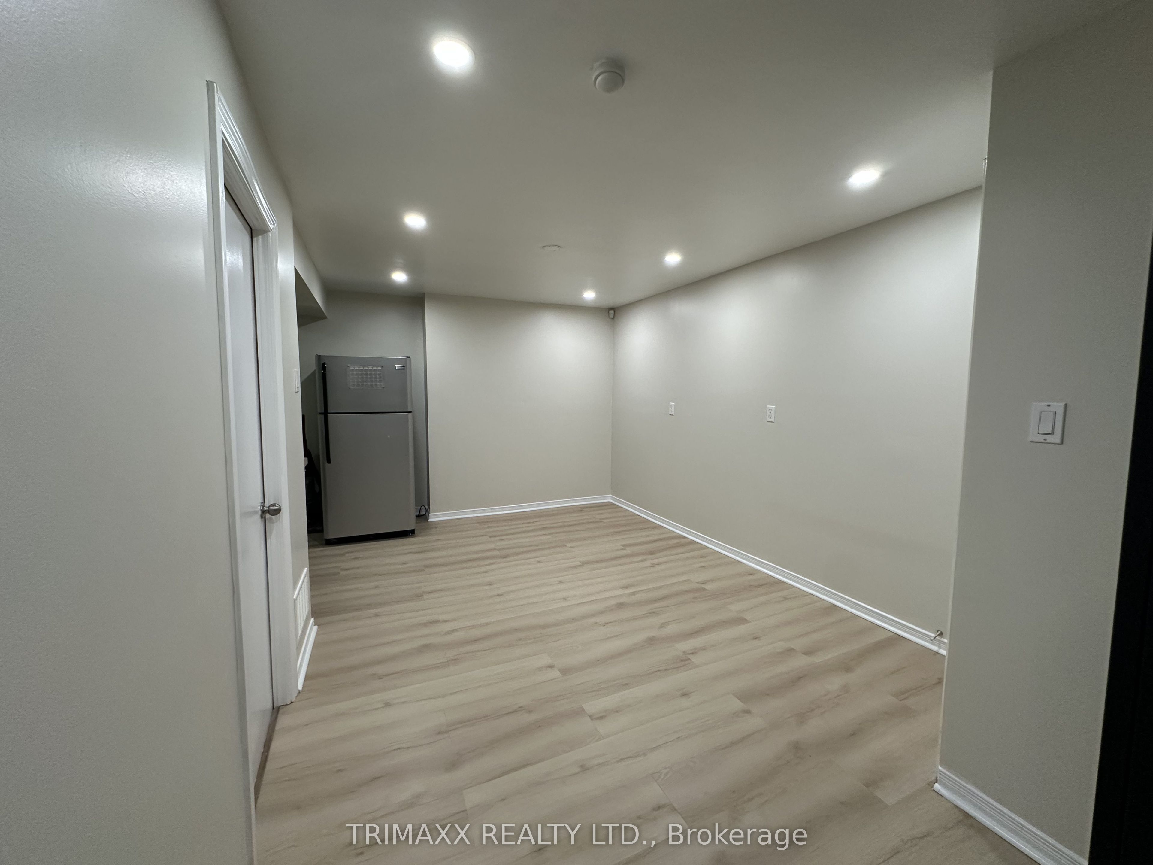 93 Jeffcoat Drive Bsmt Property Photo 9