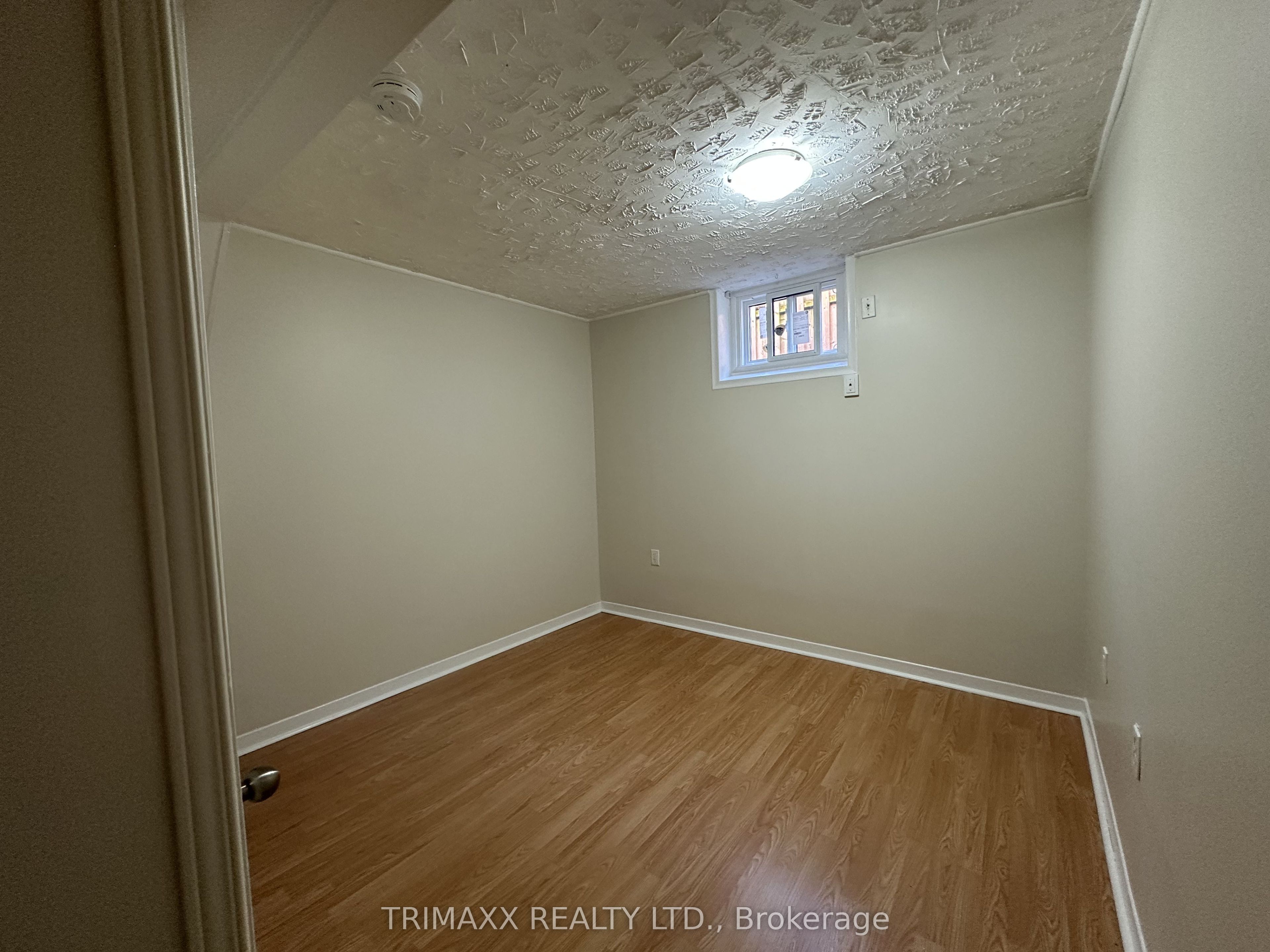 93 Jeffcoat Drive Bsmt Property Photo 19