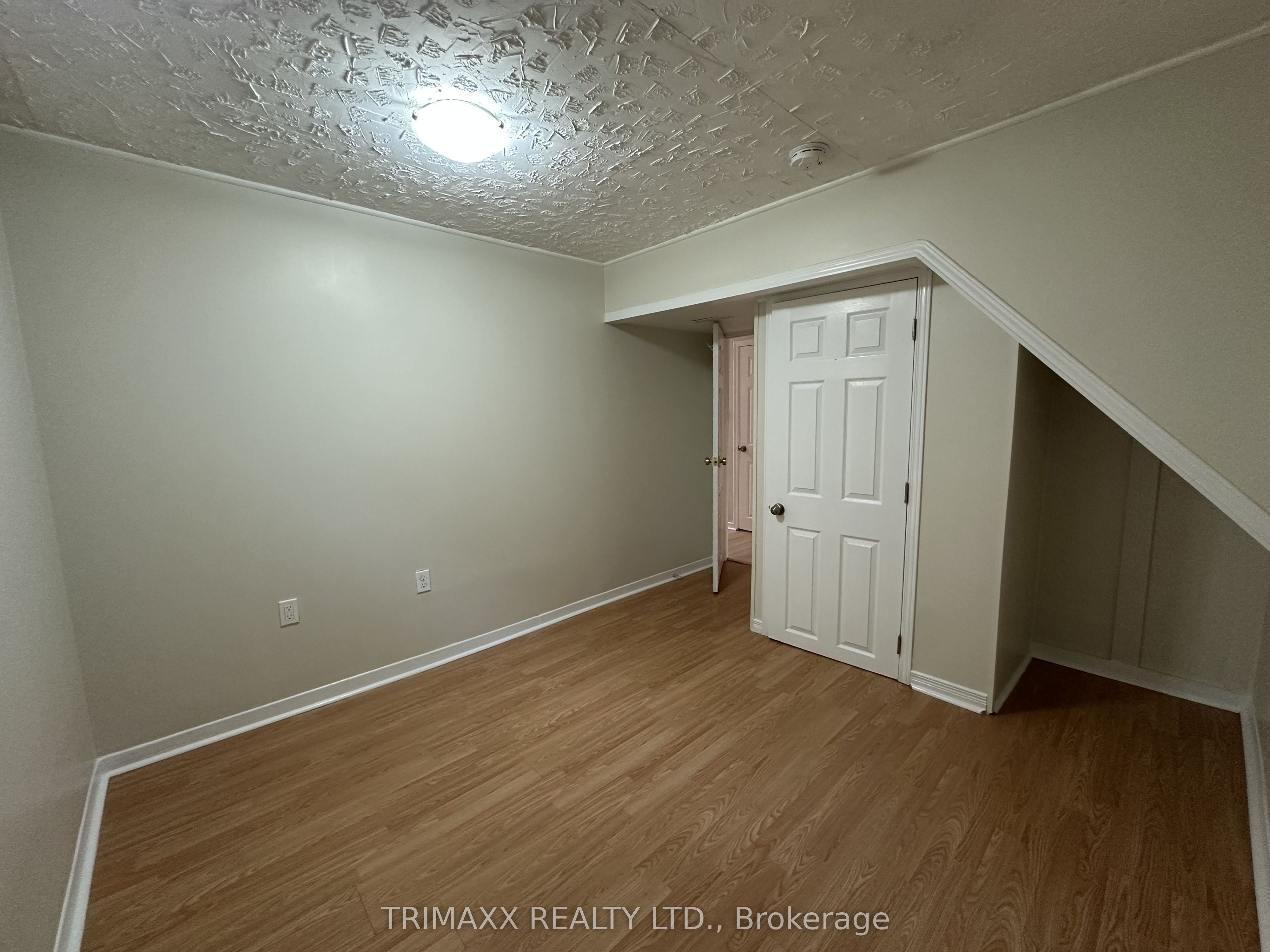 93 Jeffcoat Drive Bsmt Property Photo 20