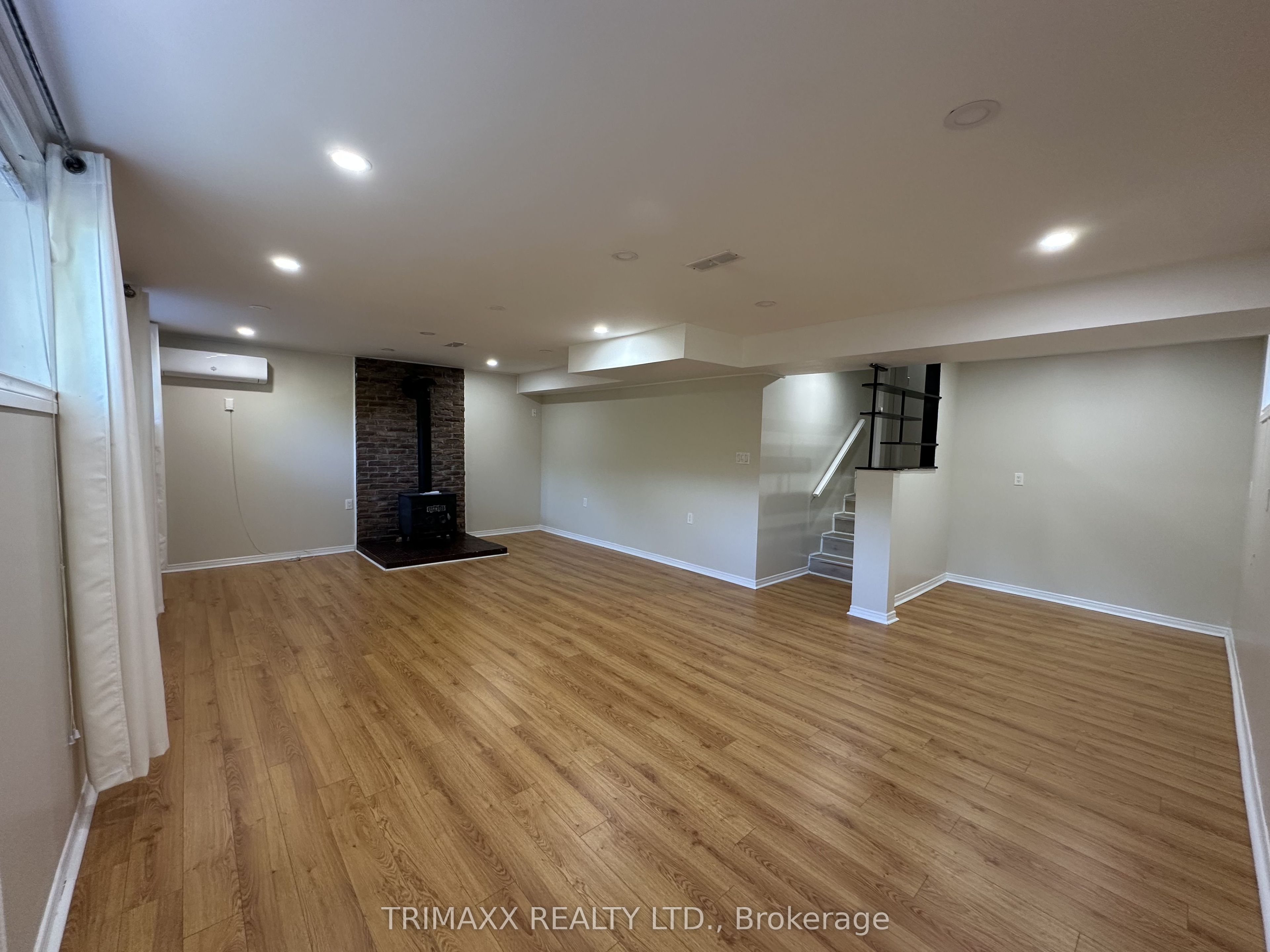 93 Jeffcoat Drive Bsmt Property Photo 21