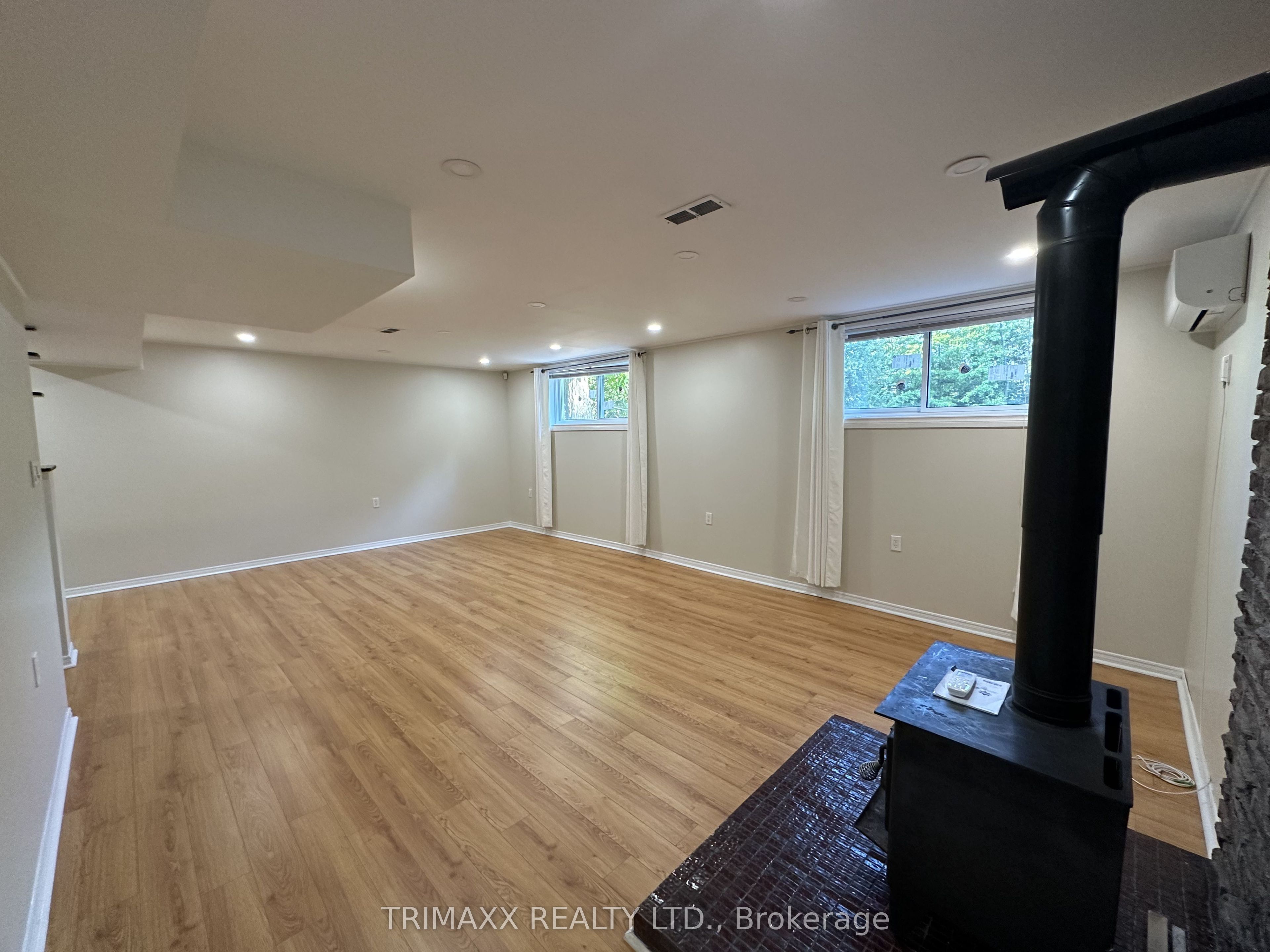 93 Jeffcoat Drive Bsmt Property Photo 23