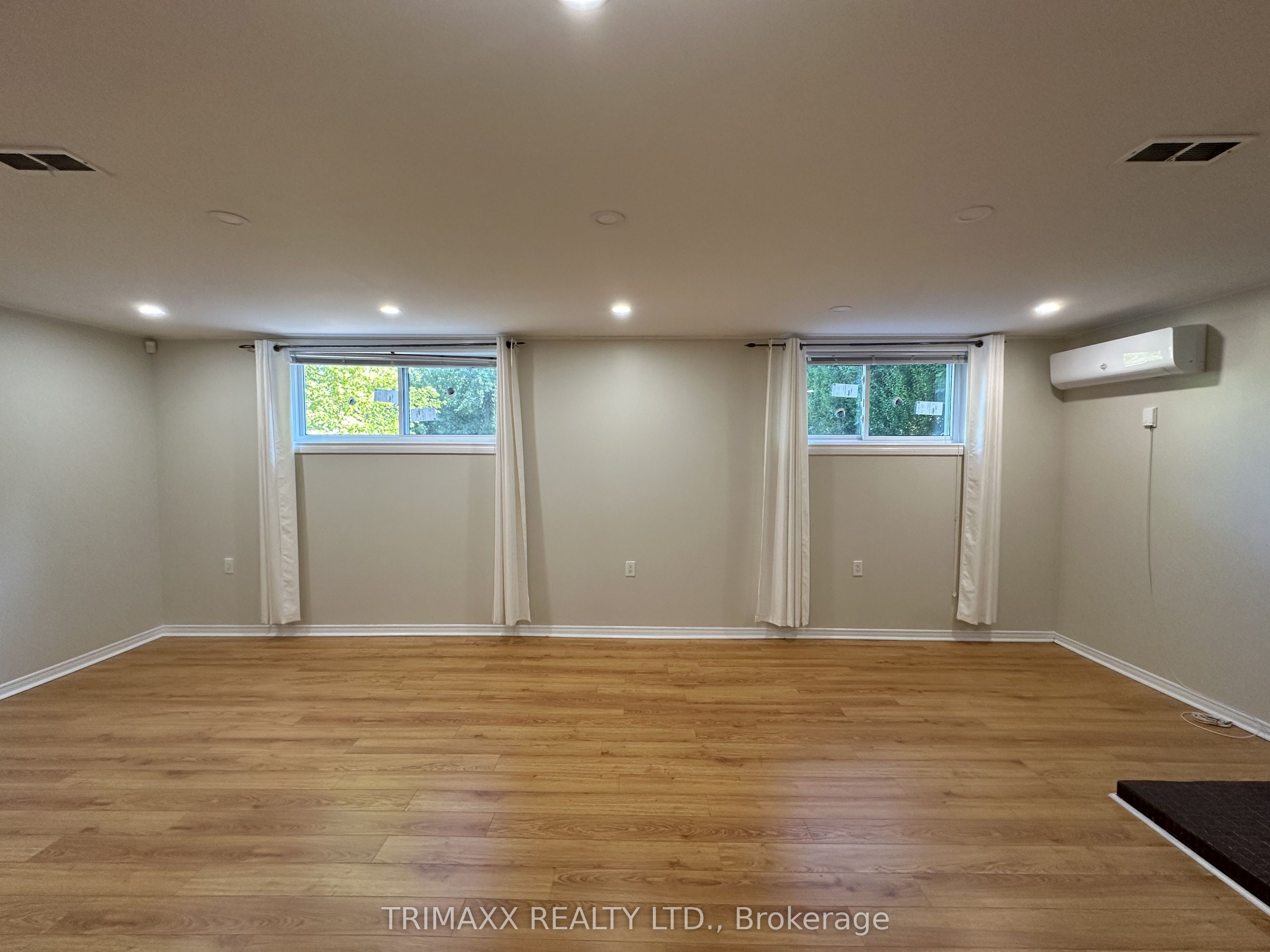 93 Jeffcoat Drive Bsmt Property Photo 25