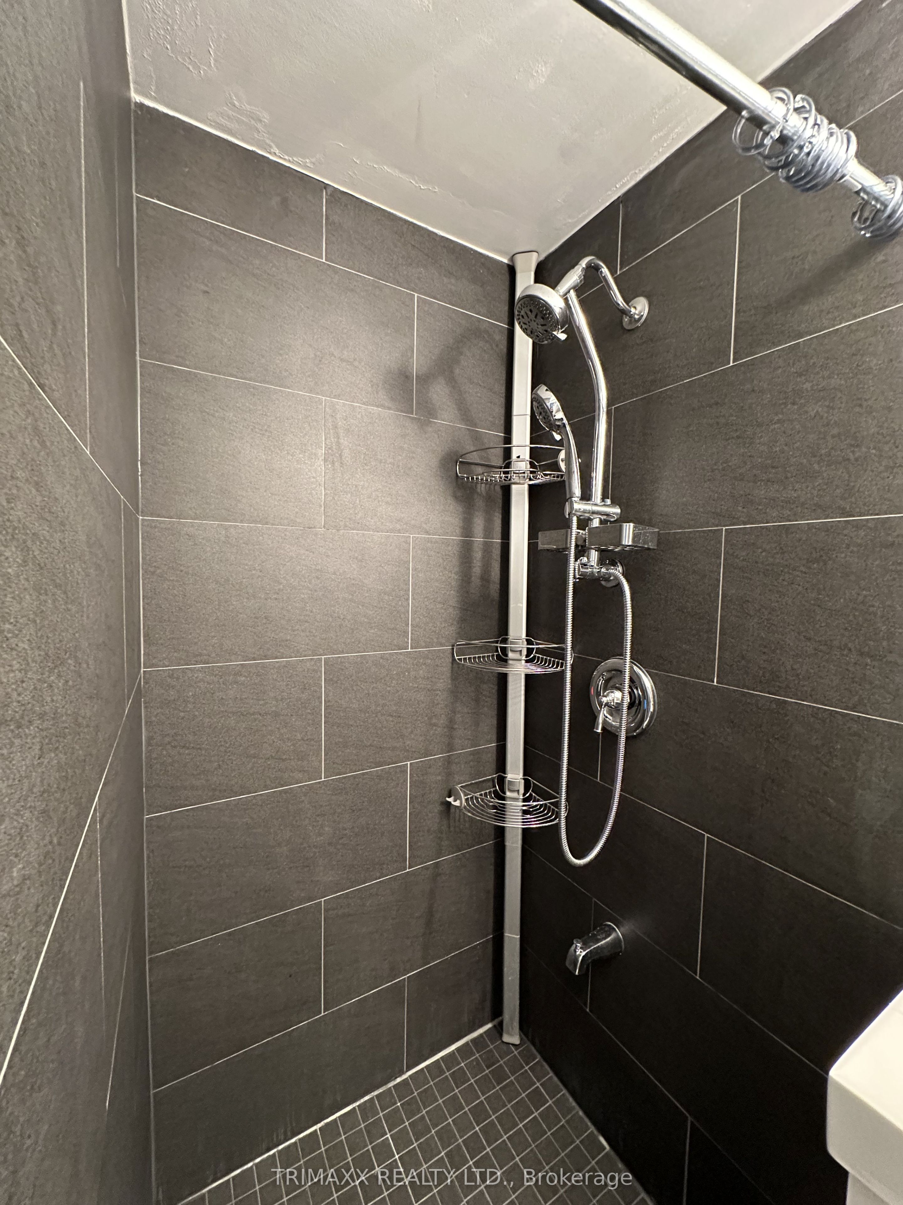93 Jeffcoat Drive Bsmt Property Photo 30