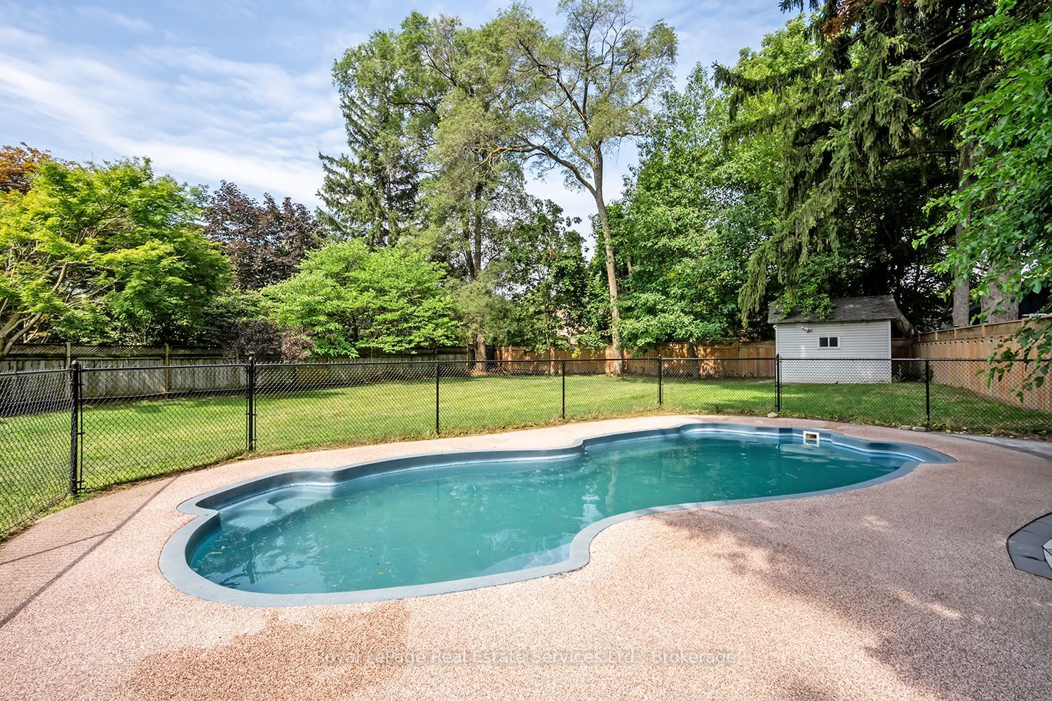 59 Fairwood Place E Property Photo 42