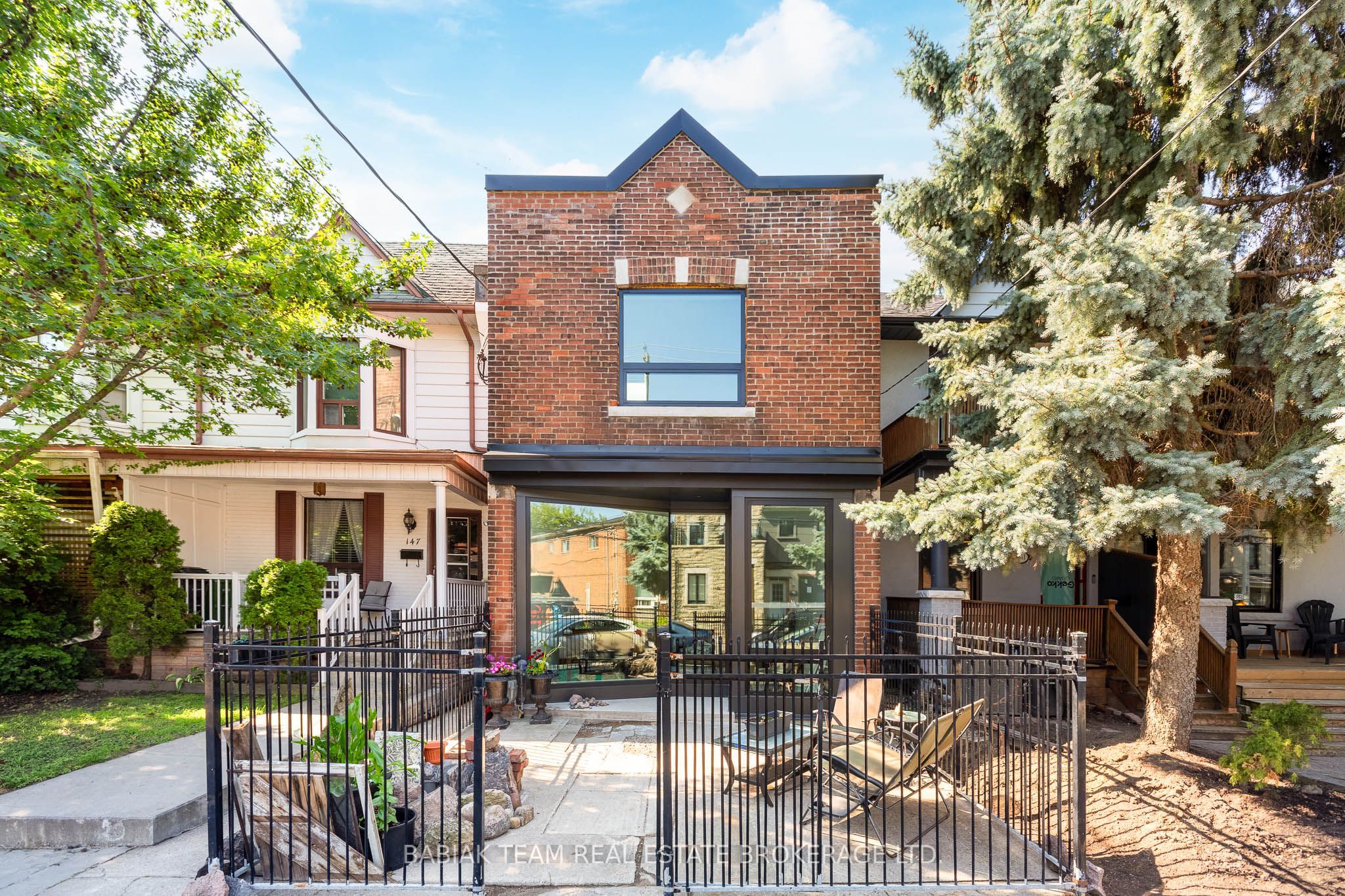 149 Maria Street Upper Property Photo 1