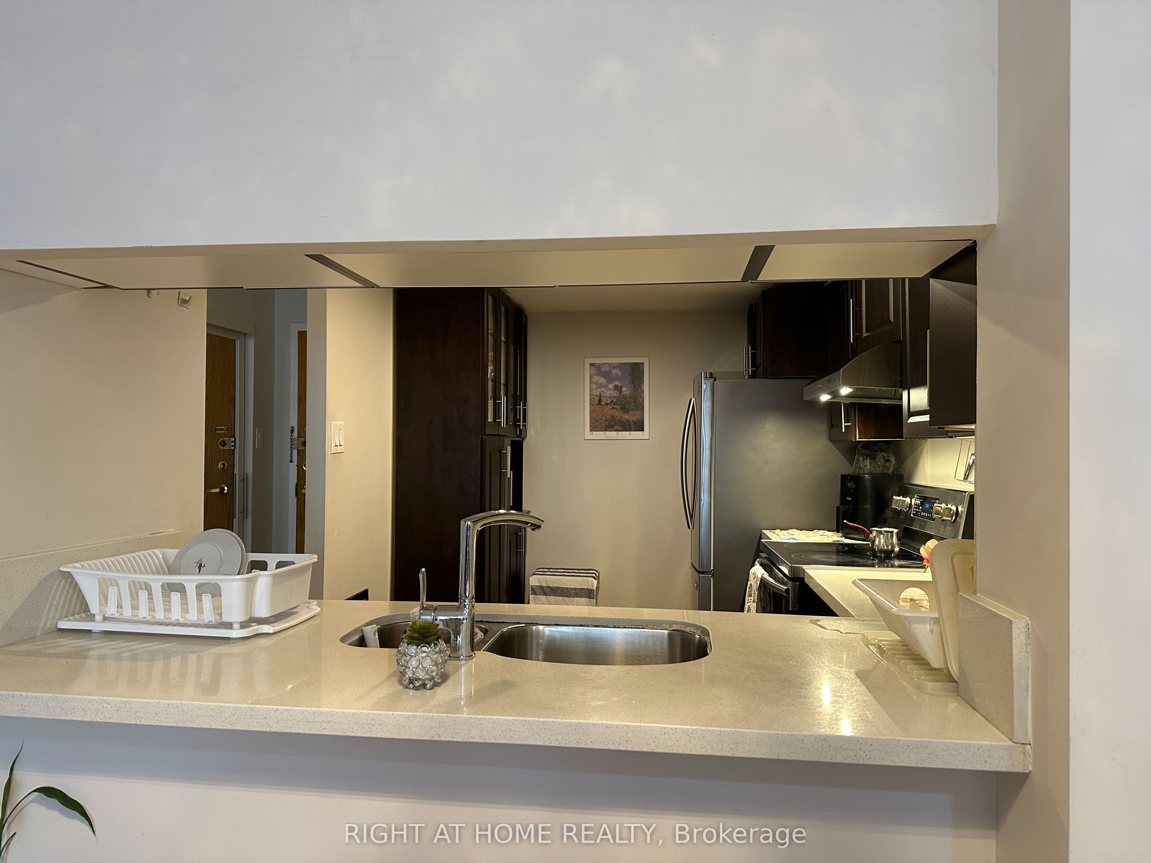 300 Webb Drive 1406 Property Photo 9