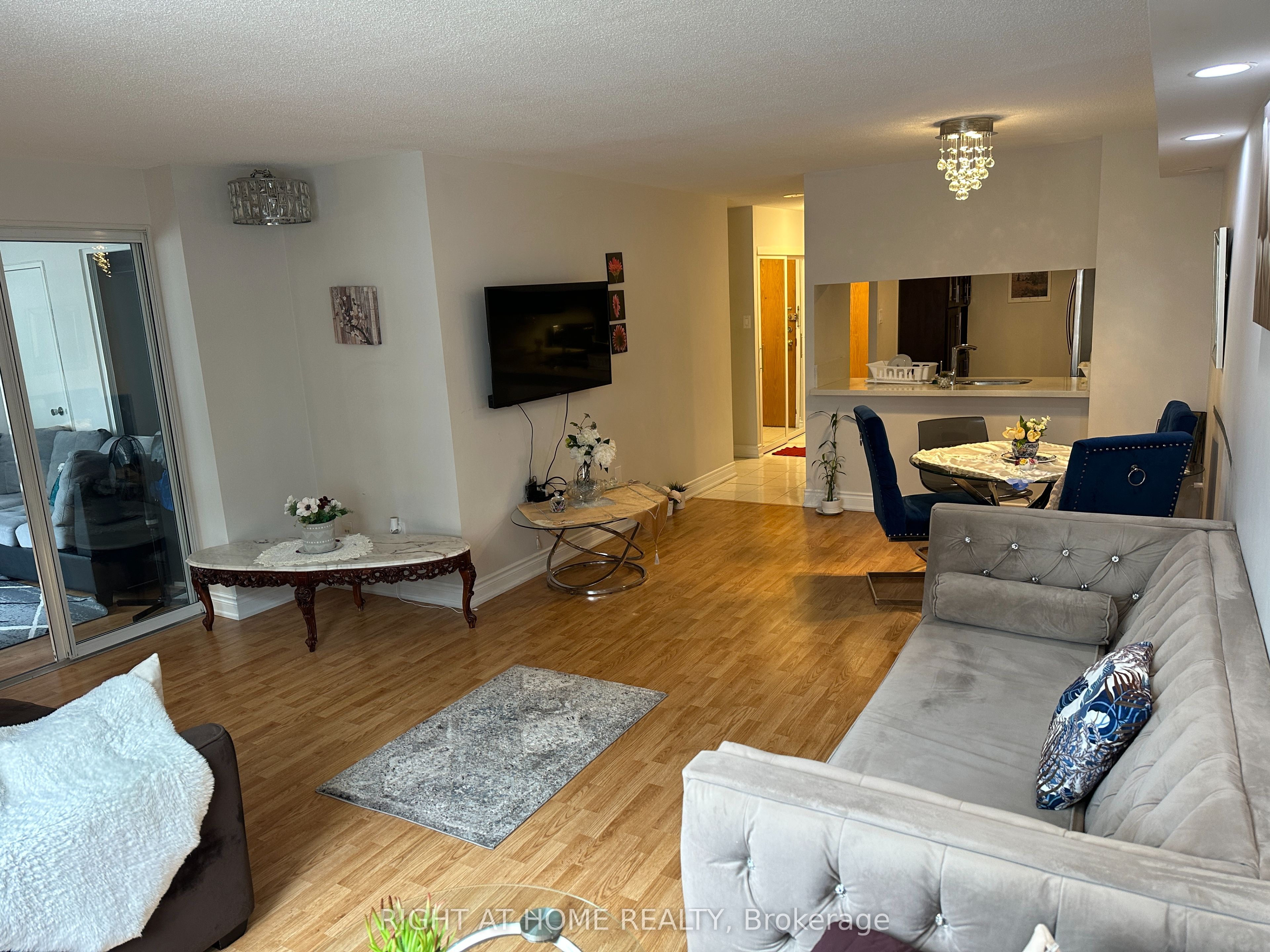 300 Webb Drive 1406 Property Photo 11