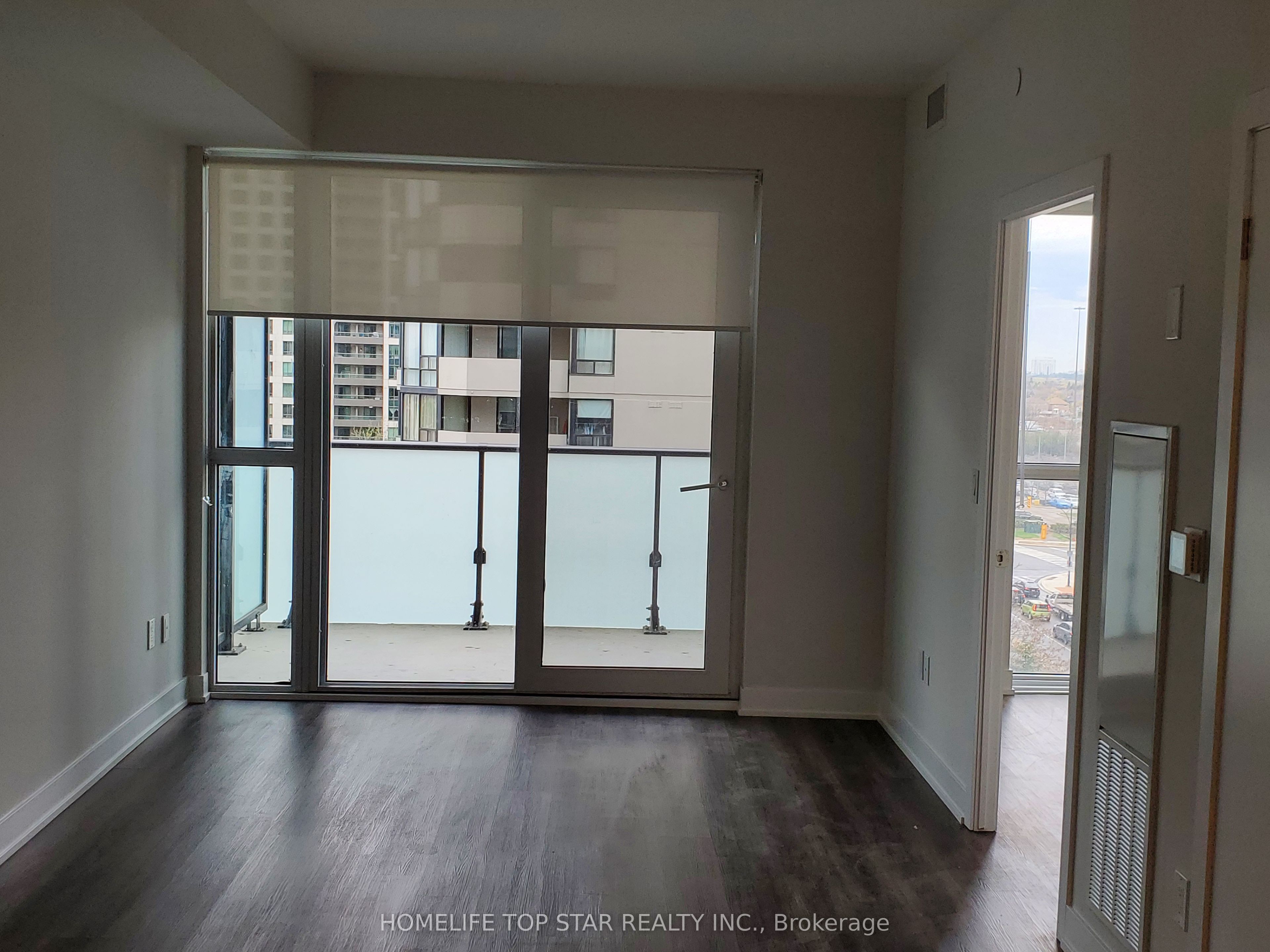 430 Square One Drive 620 Property Photo 1