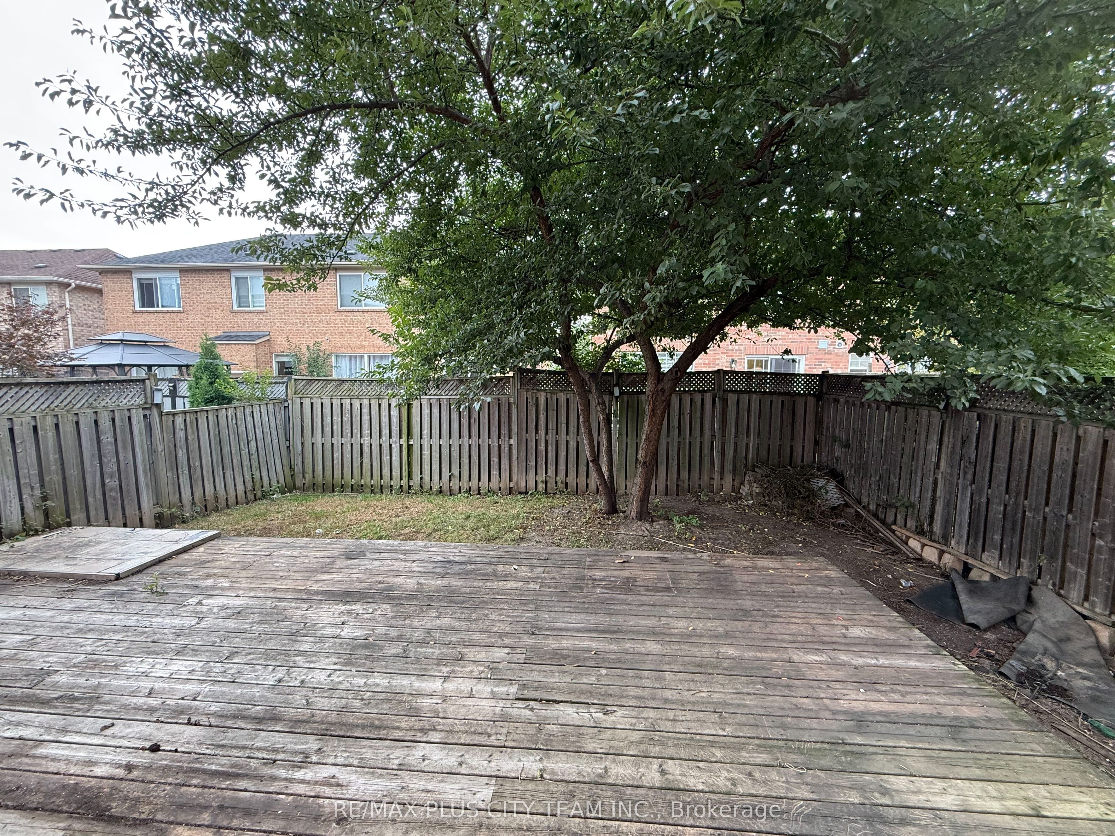 844 Luxton Drive Property Photo 7