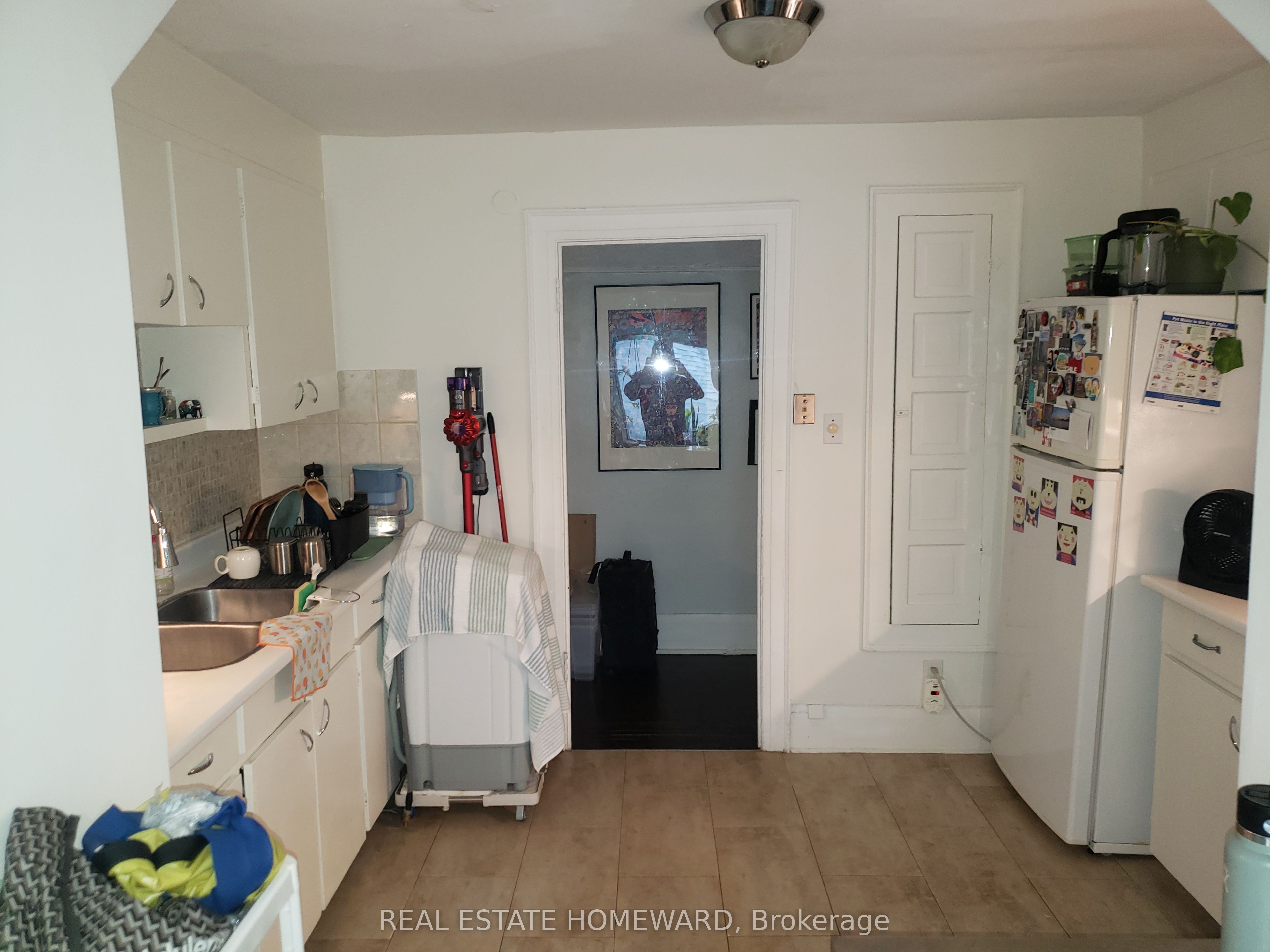 435 Parkside Drive 4 Property Photo 6