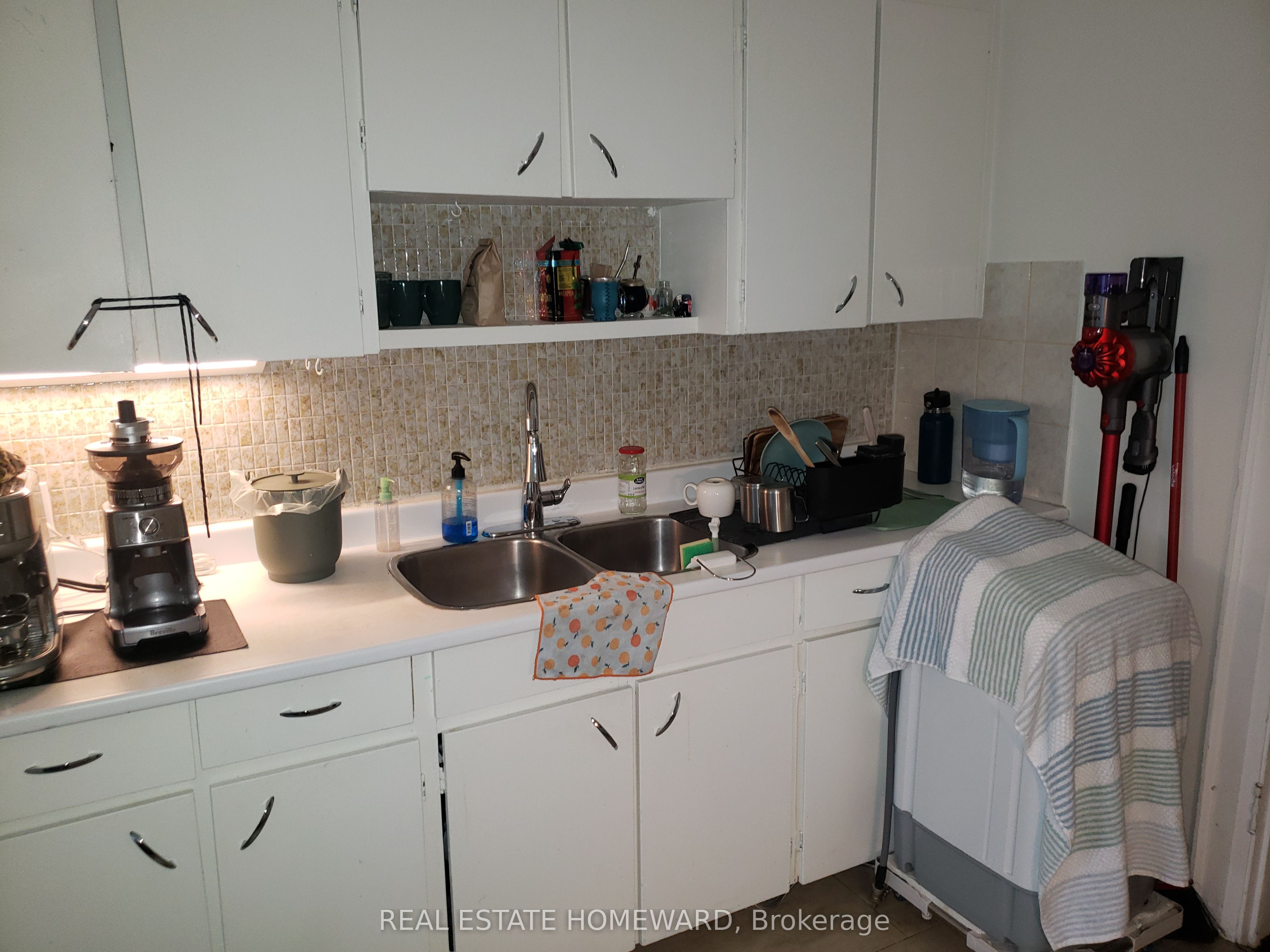 435 Parkside Drive 4 Property Photo 7