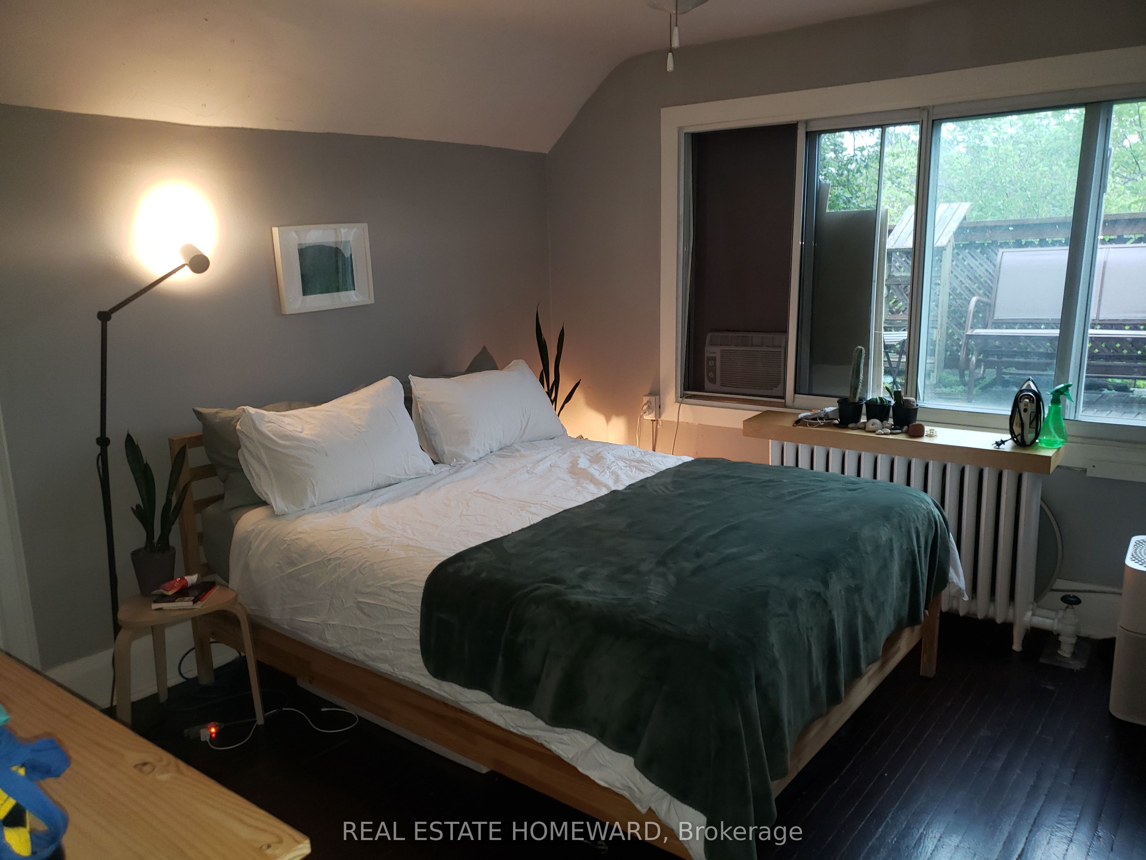 435 Parkside Drive 4 Property Photo 13